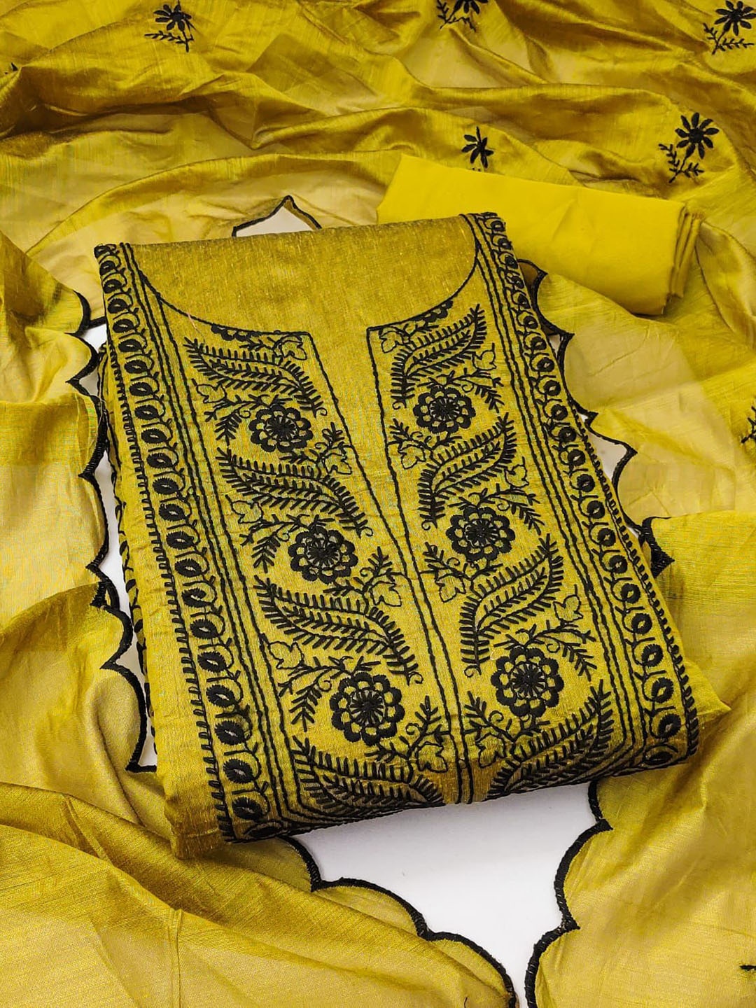 HMP Fashion Floral Embroidered Thread Work Chanderi Cotton Unstitched Dress Material, Yellow
HMP Fashion Floral Embroidered Thread Work Chanderi Cotton Unstitched Dress Material, Yellow