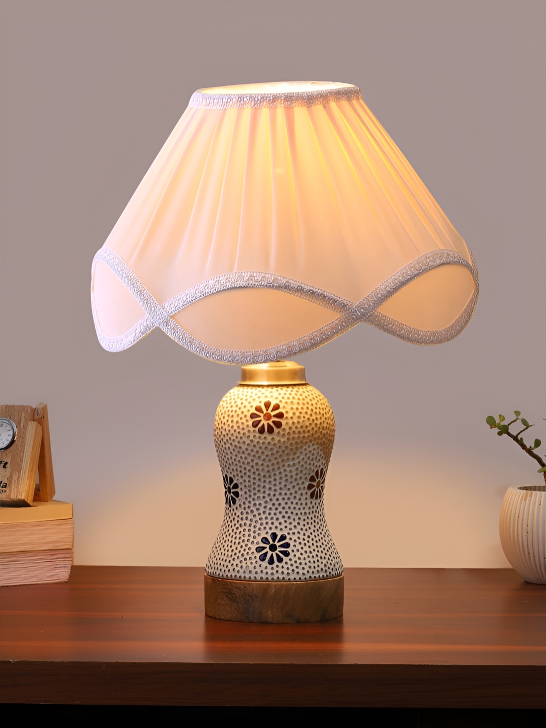 Devansh Off White & Blue Printed Wooden Frustum Shaped Table Lamp With Mosaic Glass Base
Devansh Off White & Blue Printed Wooden Frustum Shaped Table Lamp With Mosaic Glass Base