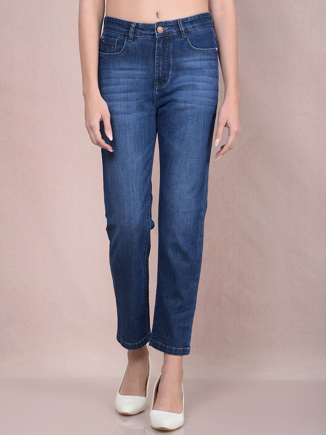 Crimsoune Club Women Mid-Rise Clean Look Heavy Fade Straight Fit Stretchable Jeans, Blue
Crimsoune Club Women Mid-Rise Clean Look Heavy Fade Straight Fit Stretchable Jeans, Blue