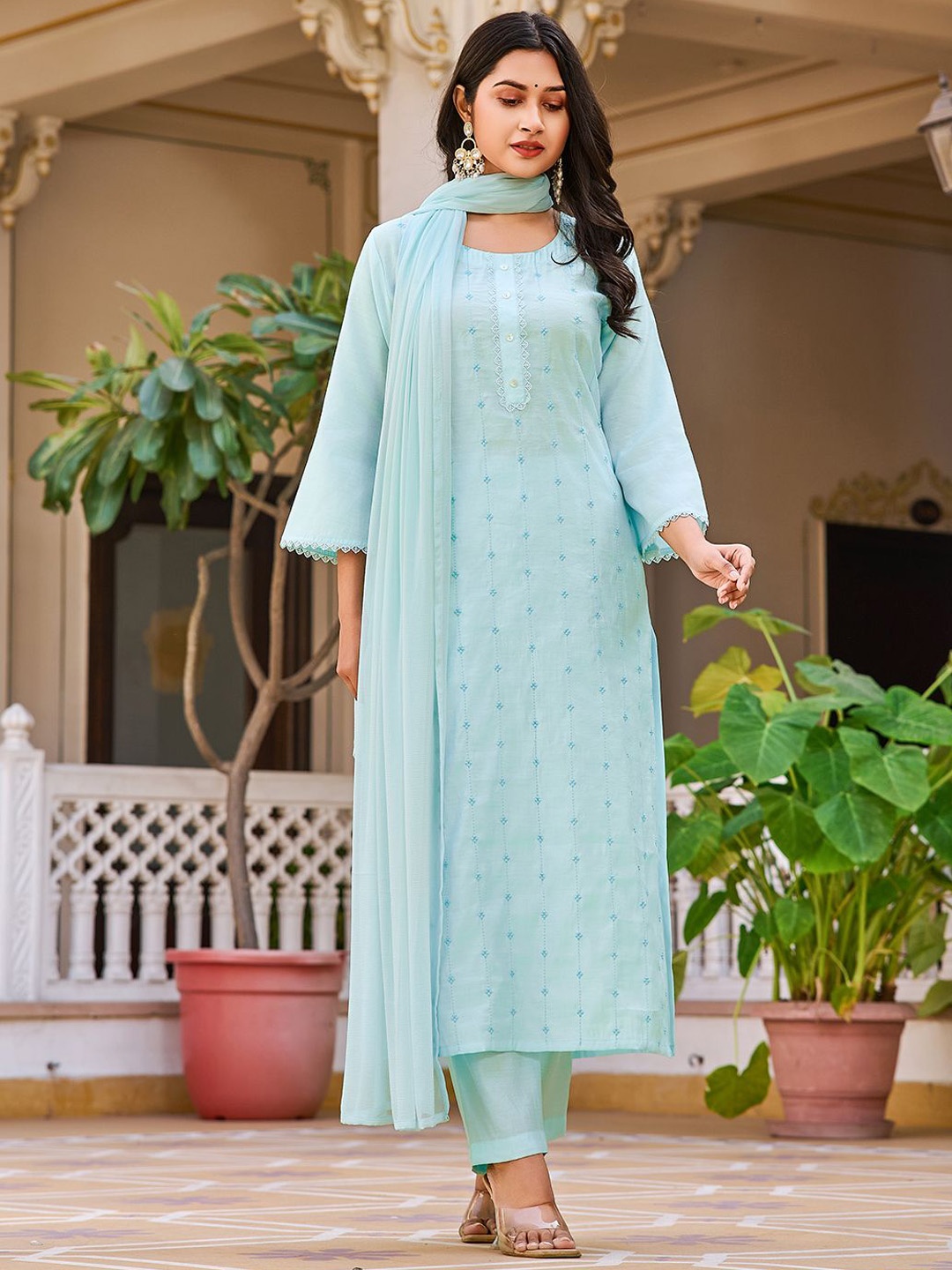 Moda Rapido Floral Embroidered Thread Work Round Neck Kurta with Trousers & Dupatta, Blue
Moda Rapido Floral Embroidered Thread Work Round Neck Kurta with Trousers & Dupatta, Blue