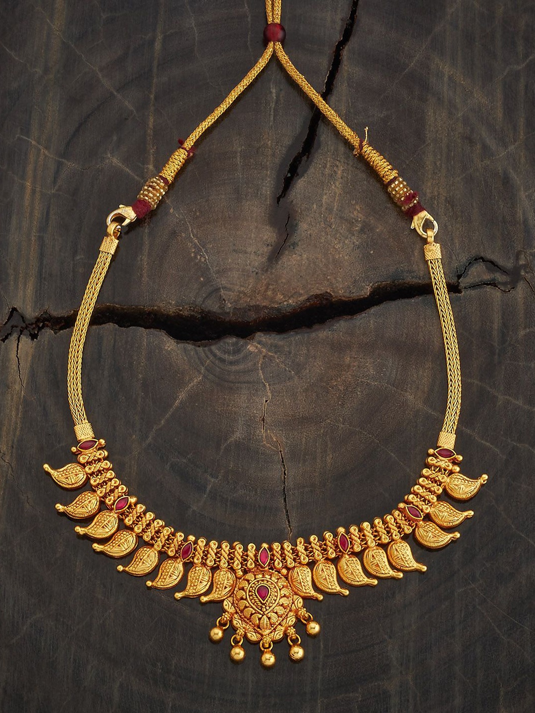 Kushal's Fashion Jewellery 92.5 Pure Silver Gold-Plated Stone Studded Temple Necklace
Kushal's Fashion Jewellery 92.5 Pure Silver Gold-Plated Stone Studded Temple Necklace
