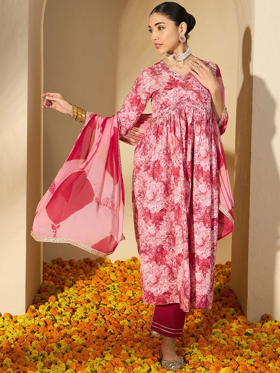 Sangria Floral Printed Thread Work Pure Cotton Anarkali Kurta & Trousers With Dupatta, Pink
Sangria Floral Printed Thread Work Pure Cotton Anarkali Kurta & Trousers With Dupatta, Pink