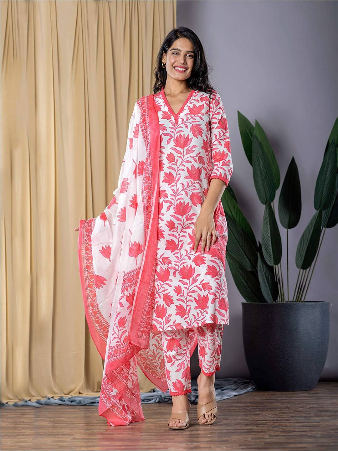 KALINI Floral Printed V-Neck Pure Cotton Straight Kurta With Trousers And Dupatta, Red
KALINI Floral Printed V-Neck Pure Cotton Straight Kurta With Trousers And Dupatta, Red