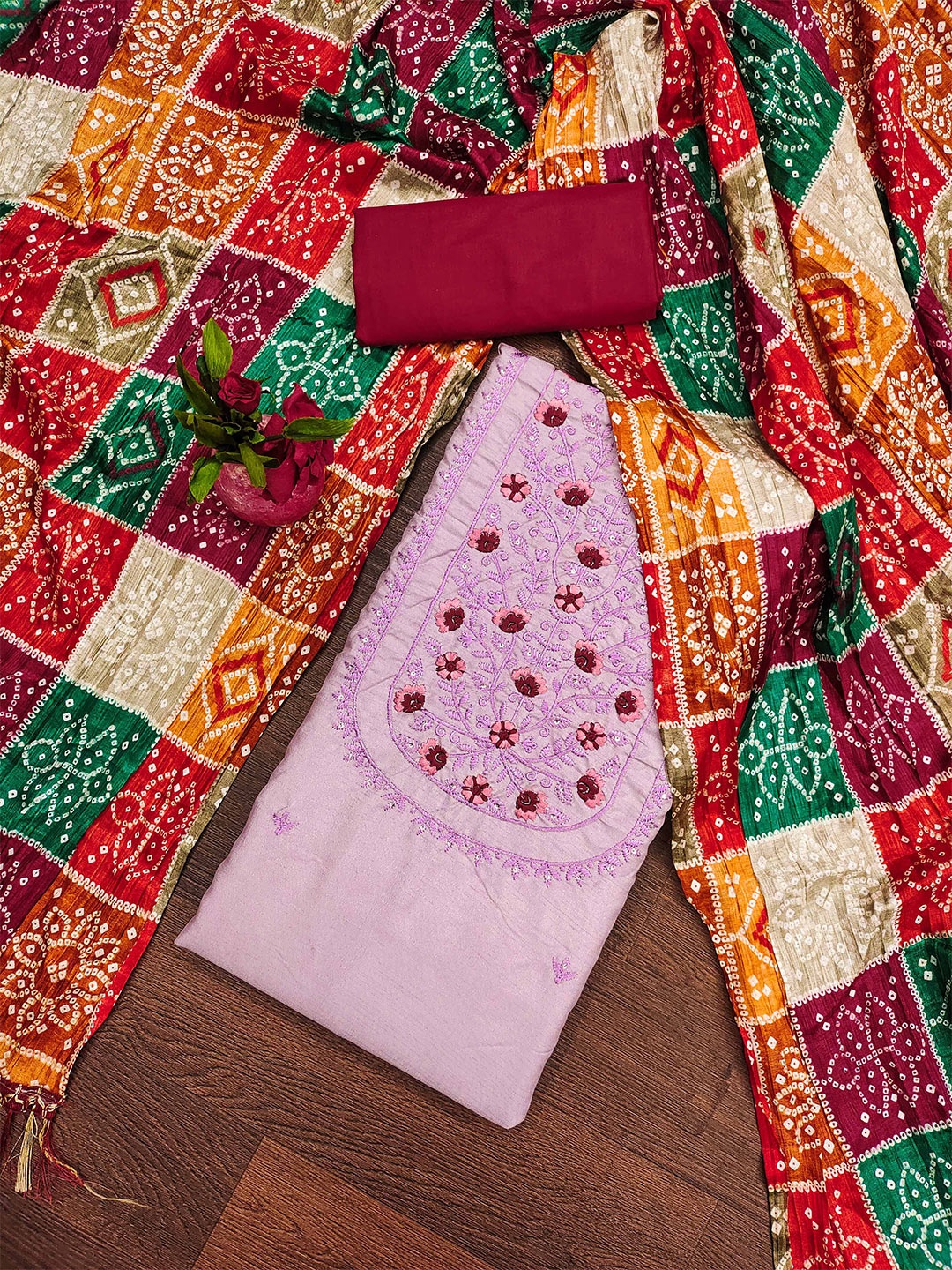 SHADOW & SAINING Floral Embroidered Sequinned Pure Cotton Unstitched Dress Material, Lavender
SHADOW & SAINING Floral Embroidered Sequinned Pure Cotton Unstitched Dress Material, Lavender