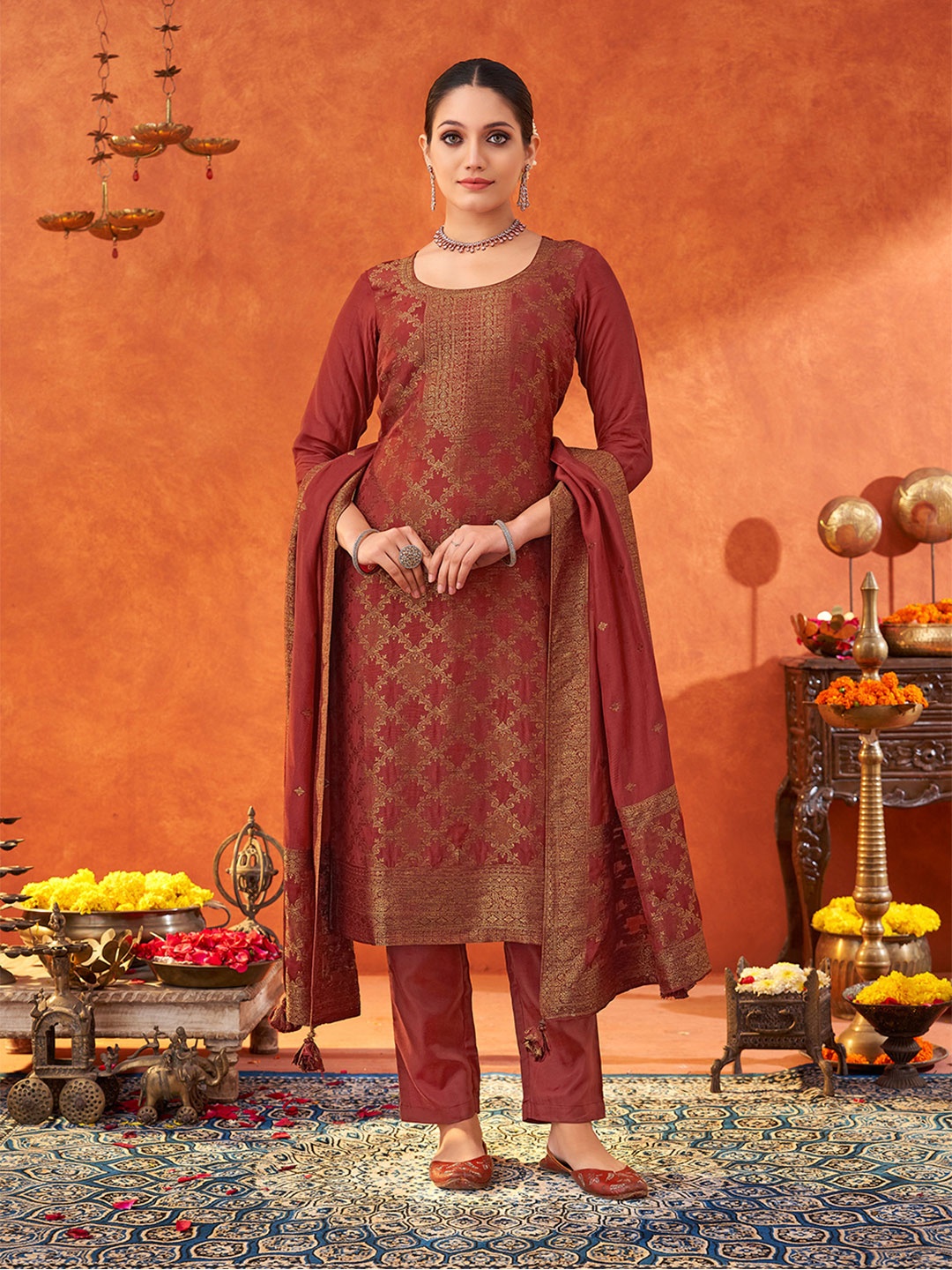 DIVASTRI Woven Design Round Neck Pure Cotton Straight Kurta With Trousers & Dupatta, Maroon
DIVASTRI Woven Design Round Neck Pure Cotton Straight Kurta With Trousers & Dupatta, Maroon