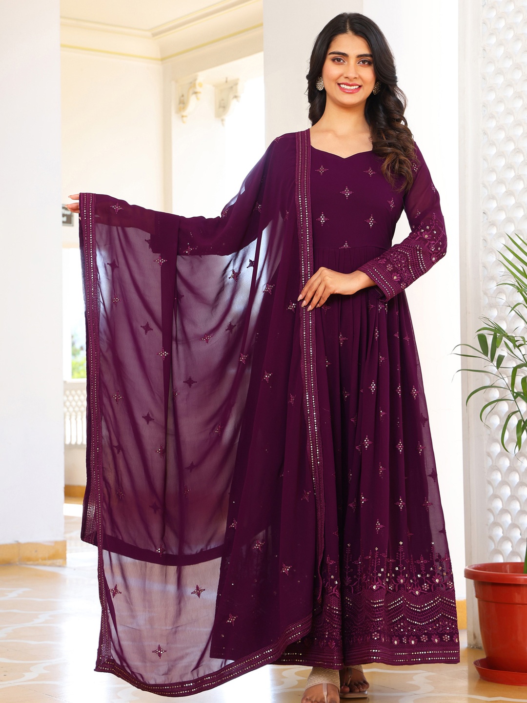 KALINI Floral Embroidered Sequinned Sweetheart Neck Georgette Kurta With Pyjamas & Dupatta, Purple
KALINI Floral Embroidered Sequinned Sweetheart Neck Georgette Kurta With Pyjamas & Dupatta, Purple