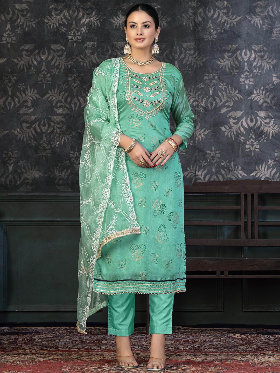 SHADOW & SAINING Floral Gotta Patti Embroidered Semi-Stitched Dress Material, Sea green
SHADOW & SAINING Floral Gotta Patti Embroidered Semi-Stitched Dress Material, Sea green