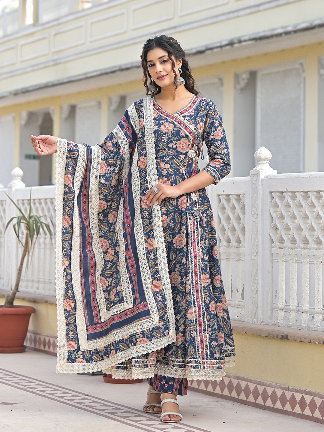 all about you Floral Printed Angrakha Pure Cotton Anarkali Kurta with Trousers & Dupatta, Blue
all about you Floral Printed Angrakha Pure Cotton Anarkali Kurta with Trousers & Dupatta, Blue
