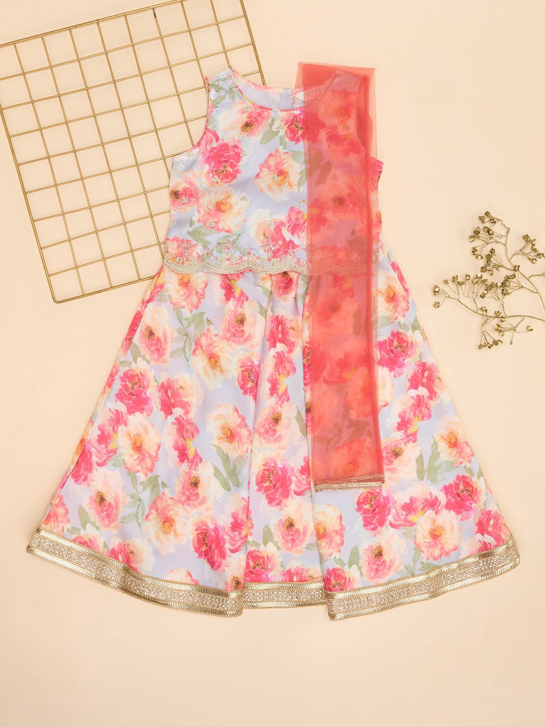 AKKRITI BY PANTALOONS Girls Floral Printed Ready to Wear Lehenga & Blouse With Dupatta, Grey
AKKRITI BY PANTALOONS Girls Floral Printed Ready to Wear Lehenga & Blouse With Dupatta, Grey