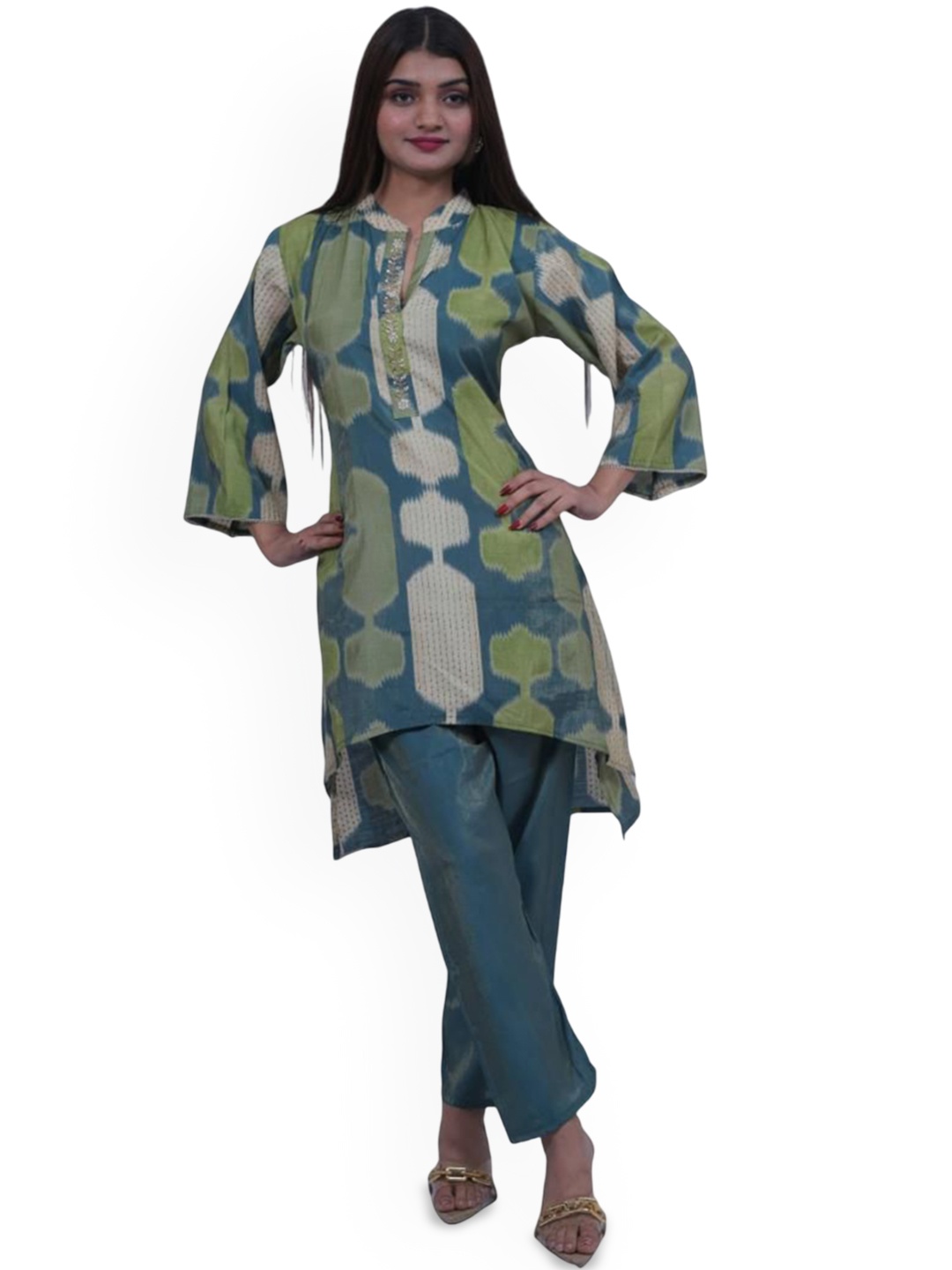 Wavy Collection Abstract Printed Thread Work Pure Cotton A-Line Kurta with Trouser, Green
Wavy Collection Abstract Printed Thread Work Pure Cotton A-Line Kurta with Trouser, Green