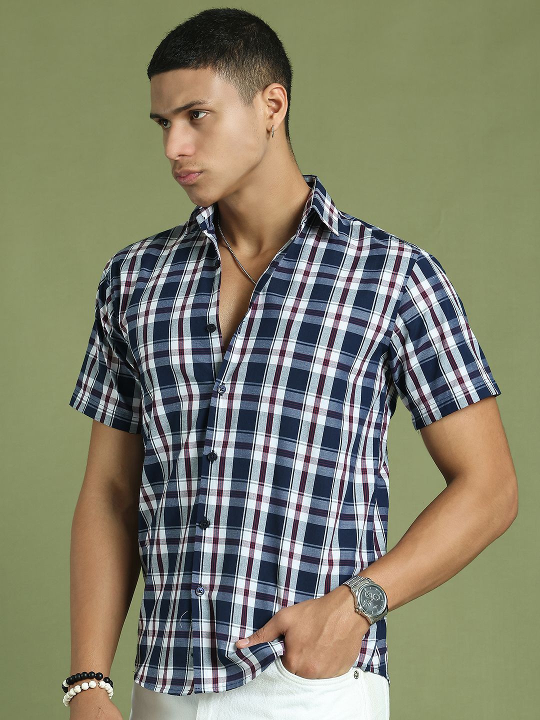 Indian Needle Men Classic Tartan Checks Opaque Checked Casual Shirt, Navy blue
Indian Needle Men Classic Tartan Checks Opaque Checked Casual Shirt, Navy blue