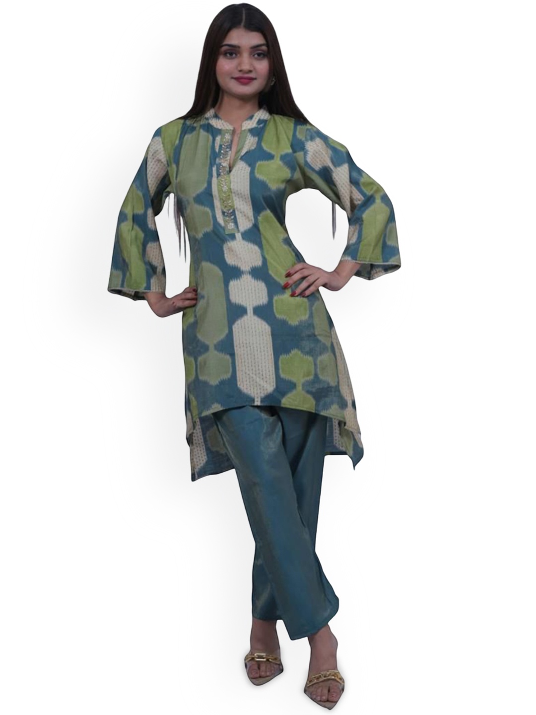 Wavy Collection Abstract Printed Thread Work Pure Cotton A-Line Kurta with Trouser, Green
Wavy Collection Abstract Printed Thread Work Pure Cotton A-Line Kurta with Trouser, Green