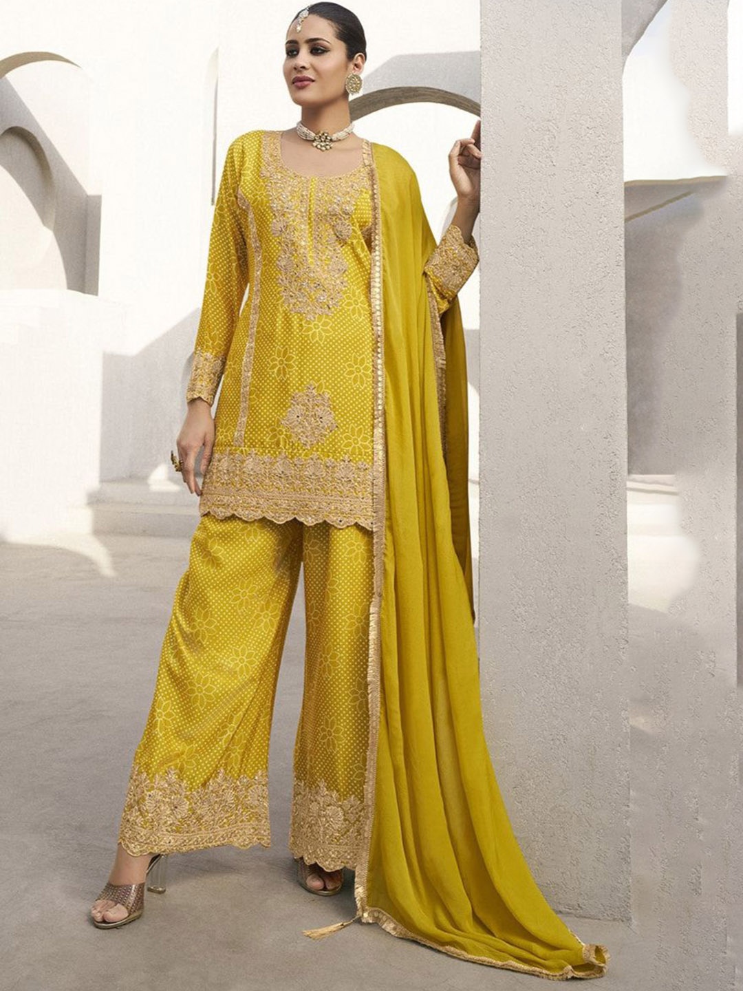 AUTUMN LANE Floral Printed Sequinned Pure Cotton Straight Kurta With Palazzos & Dupatta, Yellow
AUTUMN LANE Floral Printed Sequinned Pure Cotton Straight Kurta With Palazzos & Dupatta, Yellow