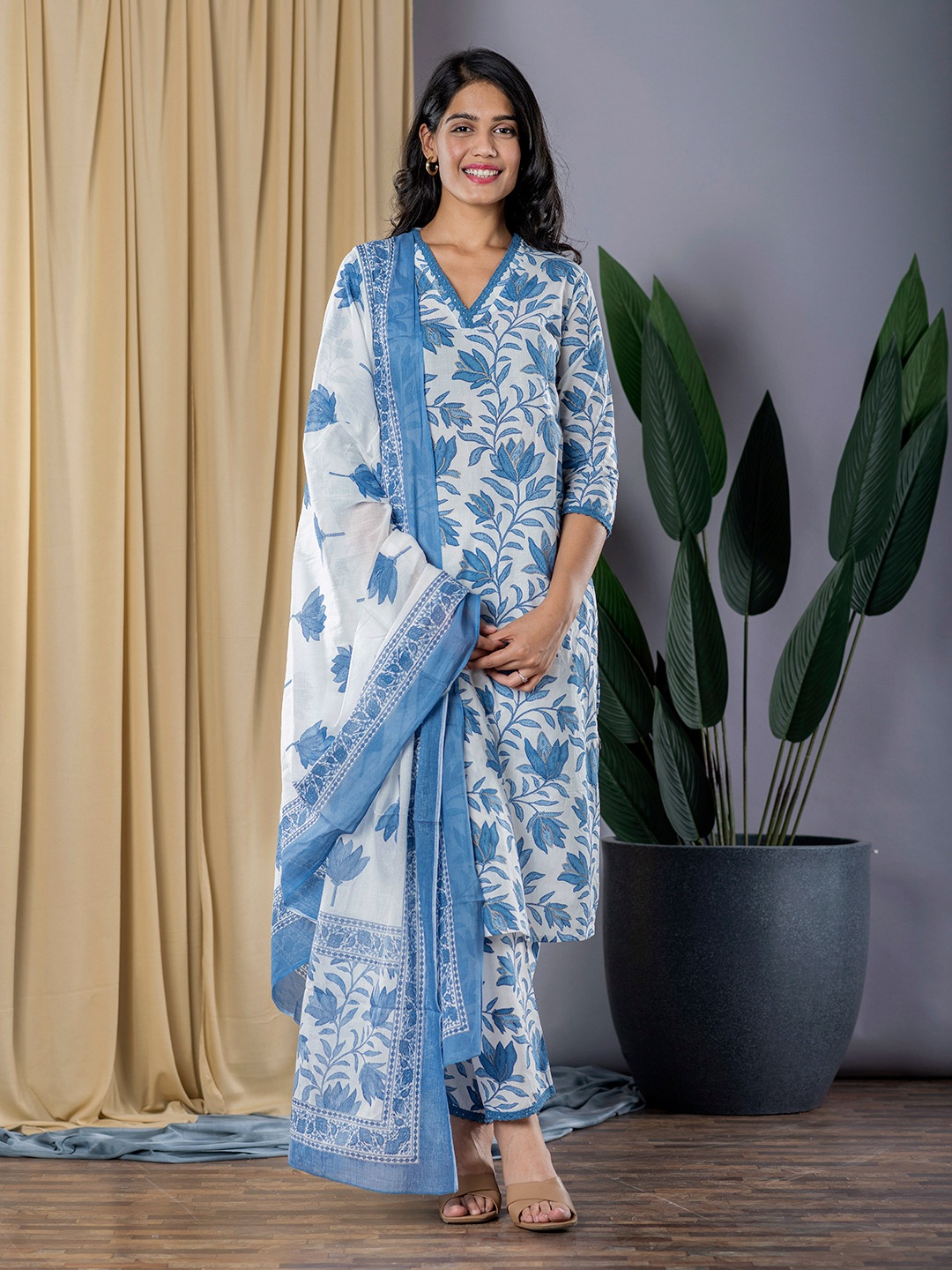 KALINI Floral Printed V-Neck Straight Pure Cotton Kurta With Trousers And Dupatta, Blue
KALINI Floral Printed V-Neck Straight Pure Cotton Kurta With Trousers And Dupatta, Blue