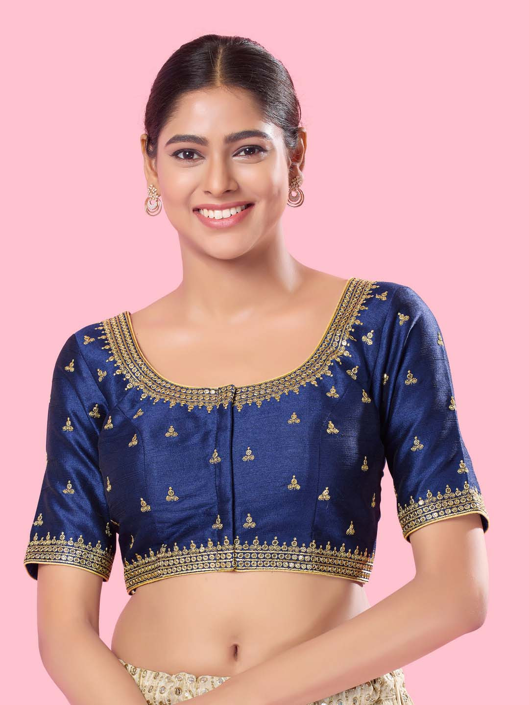 VAMAS - THE DESIGNER BLOUSES Women Square Neck Padded Saree Blouse, Navy blue 
VAMAS - THE DESIGNER BLOUSES Women Square Neck Padded Saree Blouse, Navy blue