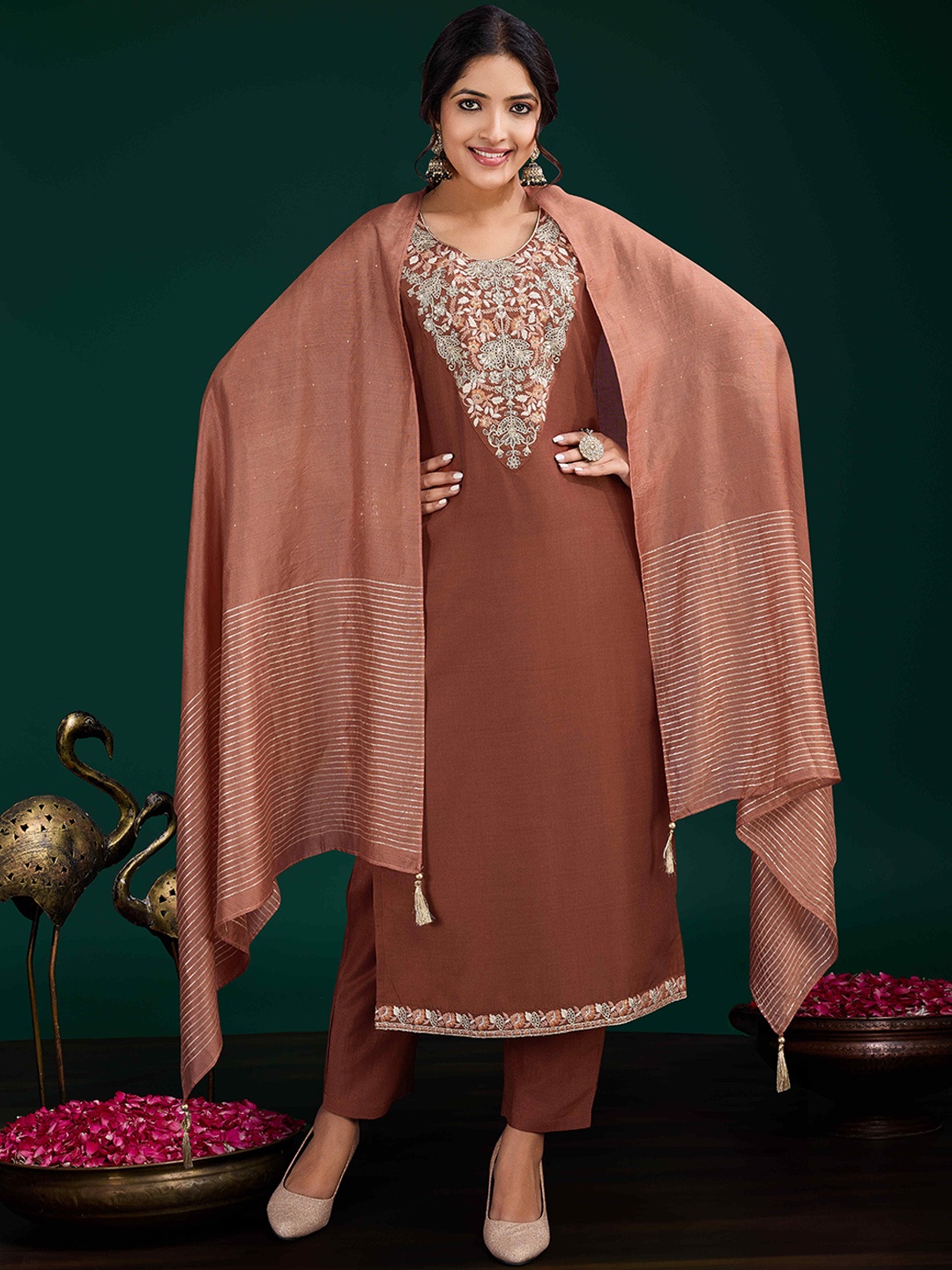 SUAAC Ethnic Motifs Embroidered Thread Work Straight Kurta With Trousers And Dupatta, Brown
SUAAC Ethnic Motifs Embroidered Thread Work Straight Kurta With Trousers And Dupatta, Brown