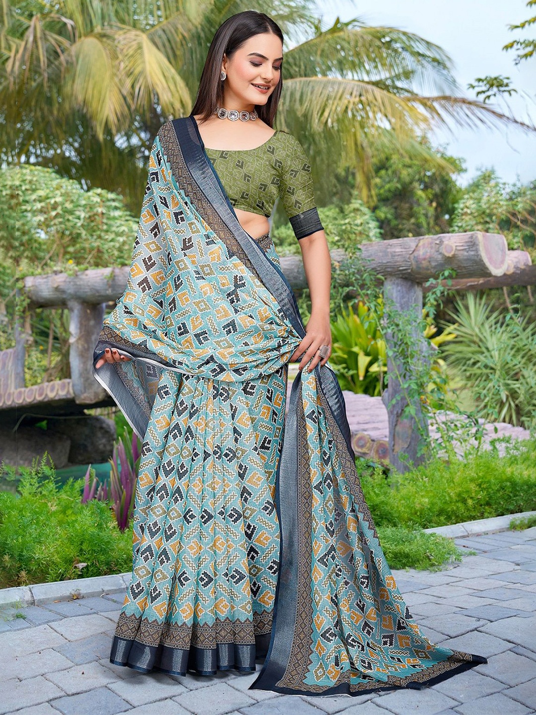 Nimidiya Pure Cotton Geometric Printed Saree With Unstitched Blouse Piece, Blue
Nimidiya Pure Cotton Geometric Printed Saree With Unstitched Blouse Piece, Blue