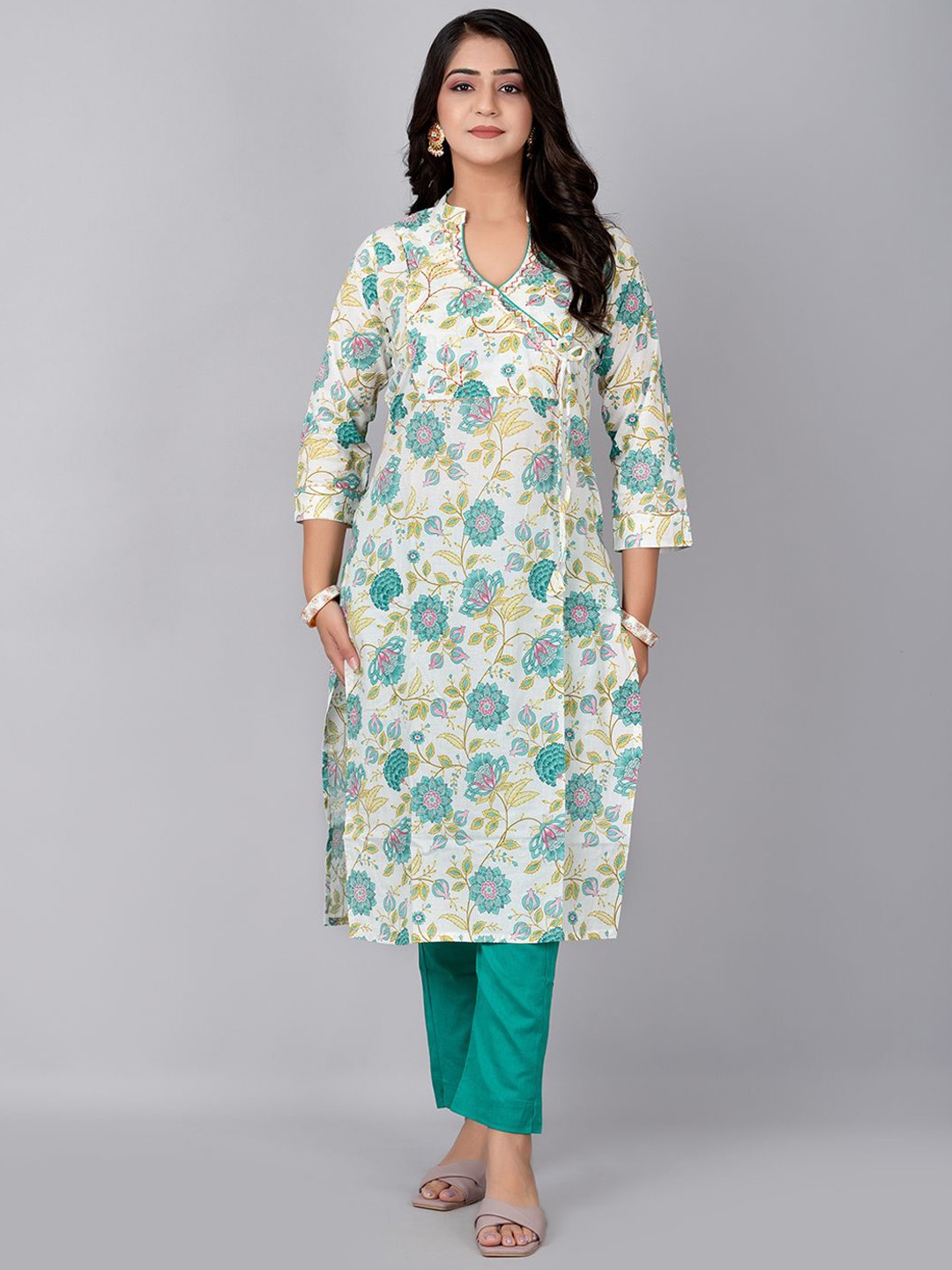 TRIVEDI Floral Printed Mandarin Collar Angrakha Pure Cotton Straight Kurta With Trousers, White
TRIVEDI Floral Printed Mandarin Collar Angrakha Pure Cotton Straight Kurta With Trousers, White
