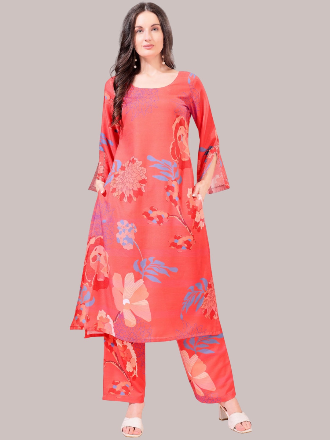 FAB GALAXY Floral Printed Flared Sleeves Round Neck A-Line Kurta With Palazzos, Orange
FAB GALAXY Floral Printed Flared Sleeves Round Neck A-Line Kurta With Palazzos, Orange