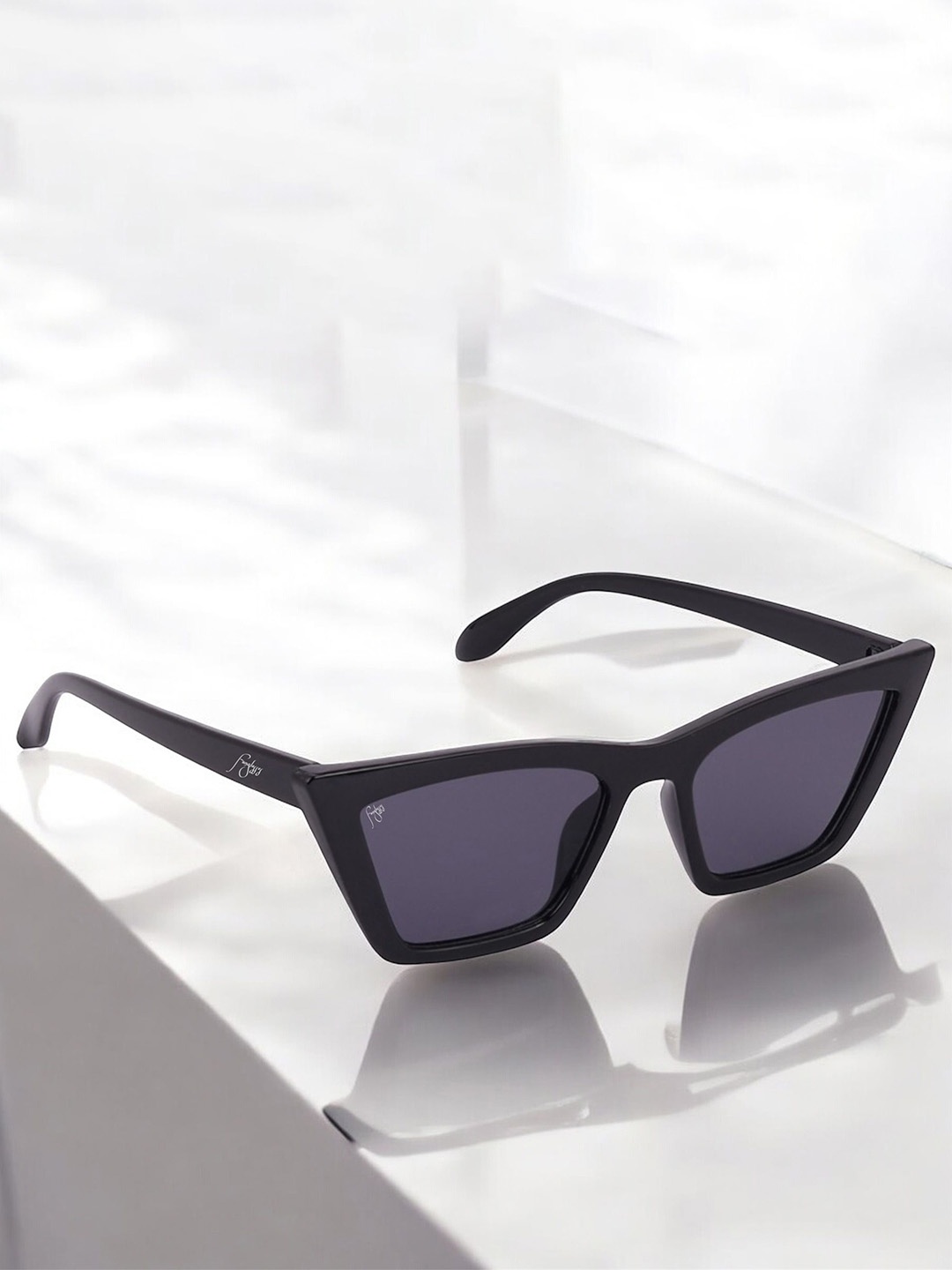 FUNGLASSES Unisex Cateye Sunglasses with UV Protected Lens 1020 BIG OG CATEYE BLACK-Black
FUNGLASSES Unisex Cateye Sunglasses with UV Protected Lens 1020 BIG OG CATEYE BLACK-Black