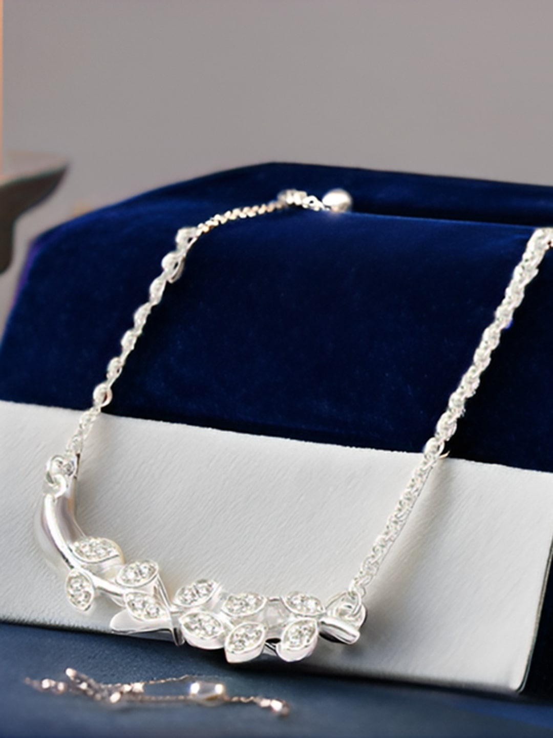 MAIRA 925 Sterling Rhodium-Plated Cubic Zirconia Diamond Shaped Pendants With Chains, Silver
MAIRA 925 Sterling Rhodium-Plated Cubic Zirconia Diamond Shaped Pendants With Chains, Silver
