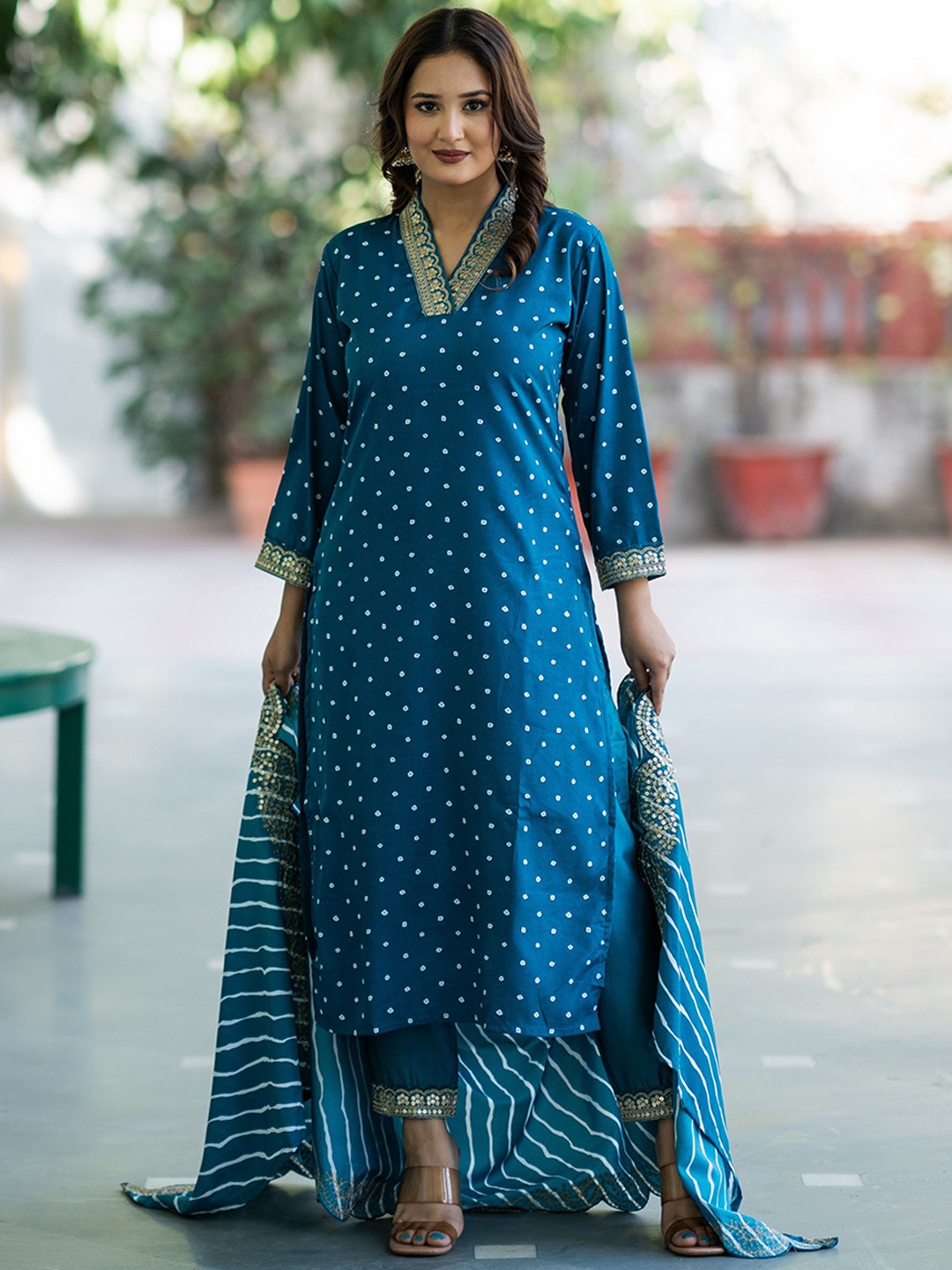 ASPORA Women Bandhani Embroidered Empire Thread Work Kurta with Trousers & With Dupatta, Turquoise blue
ASPORA Women Bandhani Embroidered Empire Thread Work Kurta with Trousers & With Dupatta, Turquoise blue