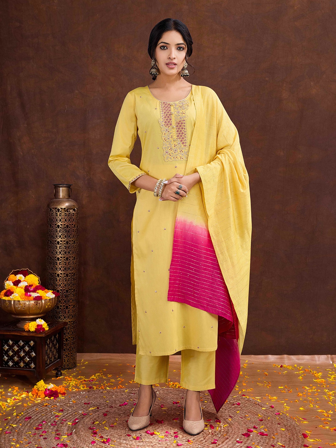 SUAAC Floral Embroidered Thread Work Straight Kurta with Trouser & Dupatta, Yellow
SUAAC Floral Embroidered Thread Work Straight Kurta with Trouser & Dupatta, Yellow