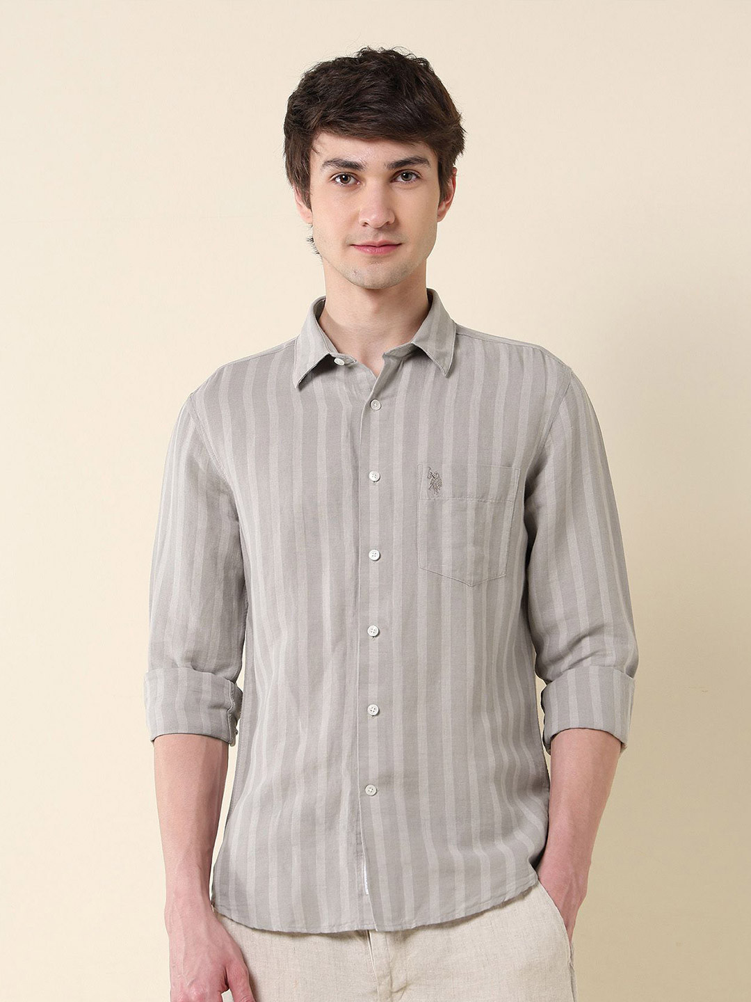 U.S. Polo Assn. Men Classic Tailored Fit Vertical Striped Cotton Casual Shirt, Beige
U.S. Polo Assn. Men Classic Tailored Fit Vertical Striped Cotton Casual Shirt, Beige