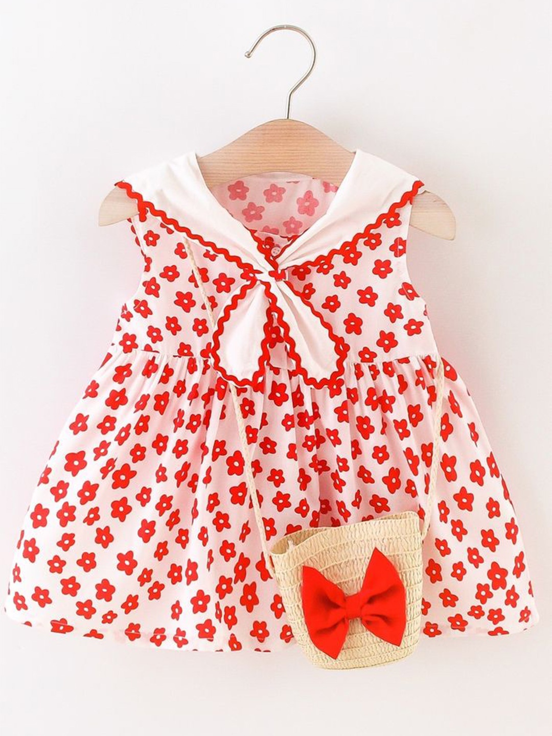 LULU & SKY Girls Floral Printed Fit & Flare Dress Comes with Bow Applique Sling Bag, Red
LULU & SKY Girls Floral Printed Fit & Flare Dress Comes with Bow Applique Sling Bag, Red