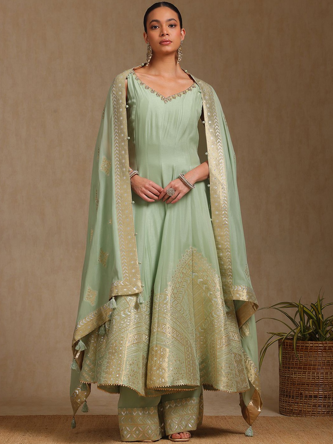Soch Geomteric Woven Design Beads and Stones A-Line Kurta With Palazzos & Dupatta, Green
Soch Geomteric Woven Design Beads and Stones A-Line Kurta With Palazzos & Dupatta, Green