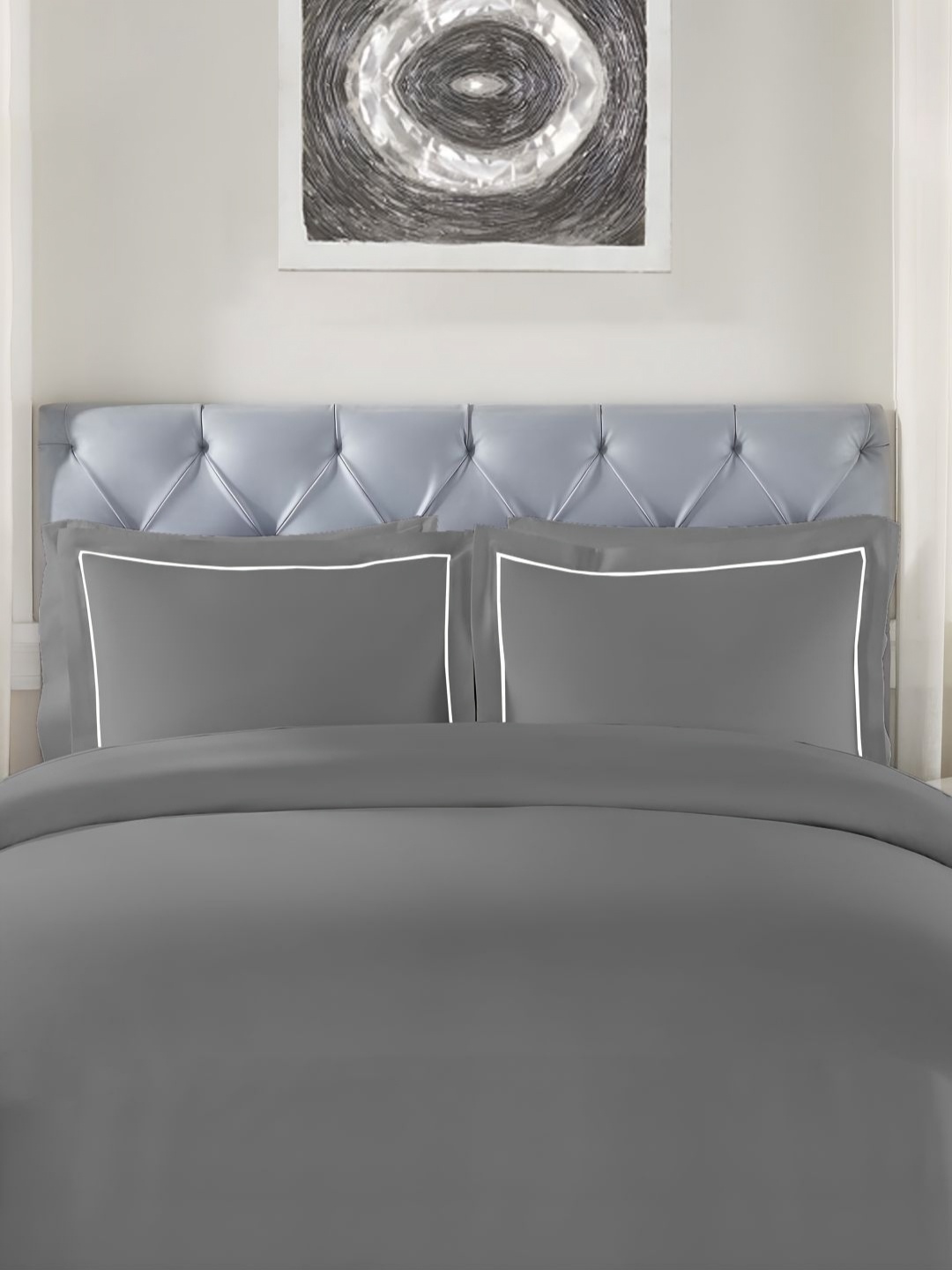 Enchant Home Elegance Grey & White 250 TC Pure Cotton King Bedsheet Set 2.74 m x 2.74 m
Enchant Home Elegance Grey & White 250 TC Pure Cotton King Bedsheet Set 2.74 m x 2.74 m