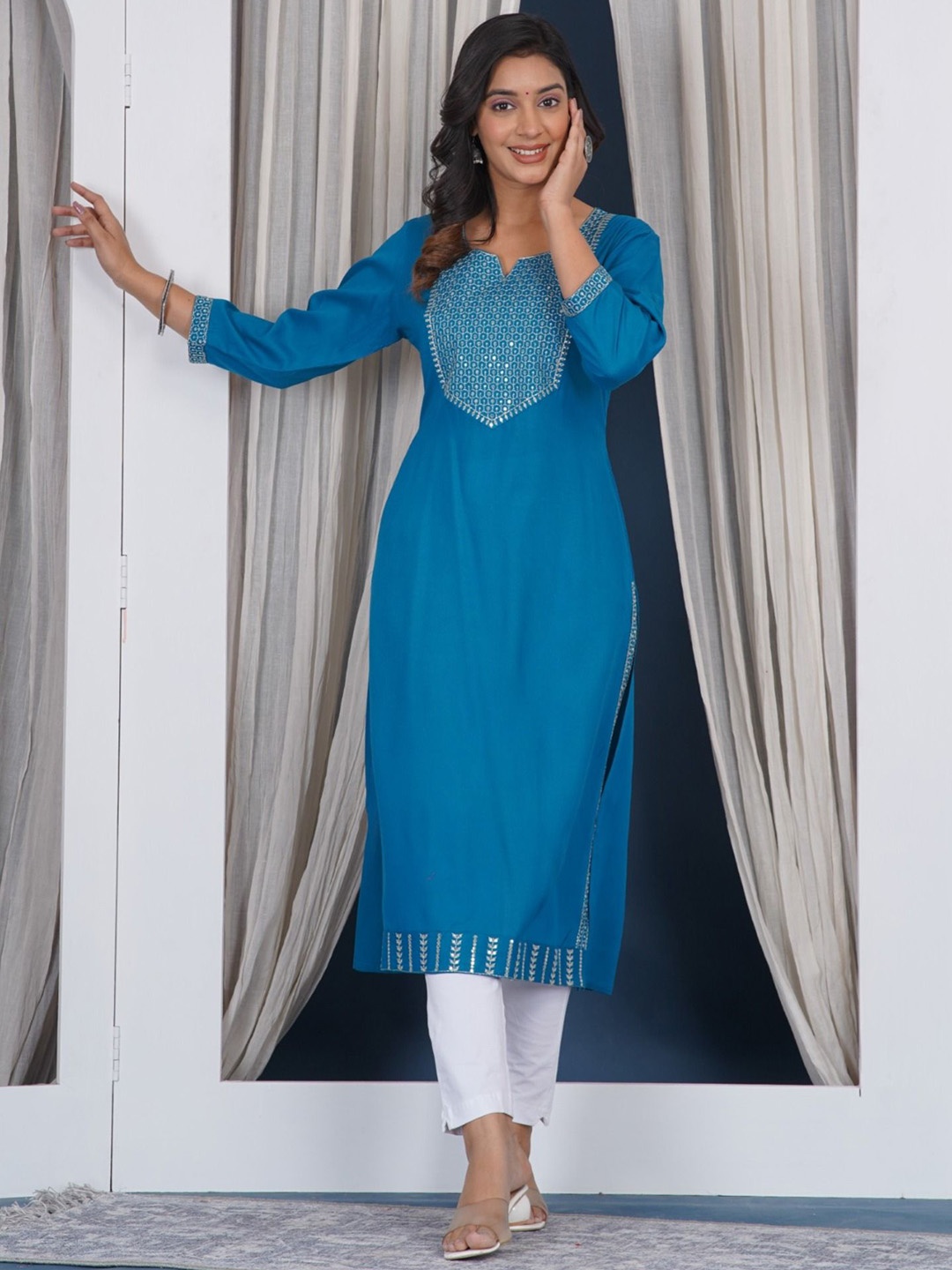 Prathmikta Embellished Yoke Design Notch Neck Thread Work Straight Kurta, Blue
Prathmikta Embellished Yoke Design Notch Neck Thread Work Straight Kurta, Blue