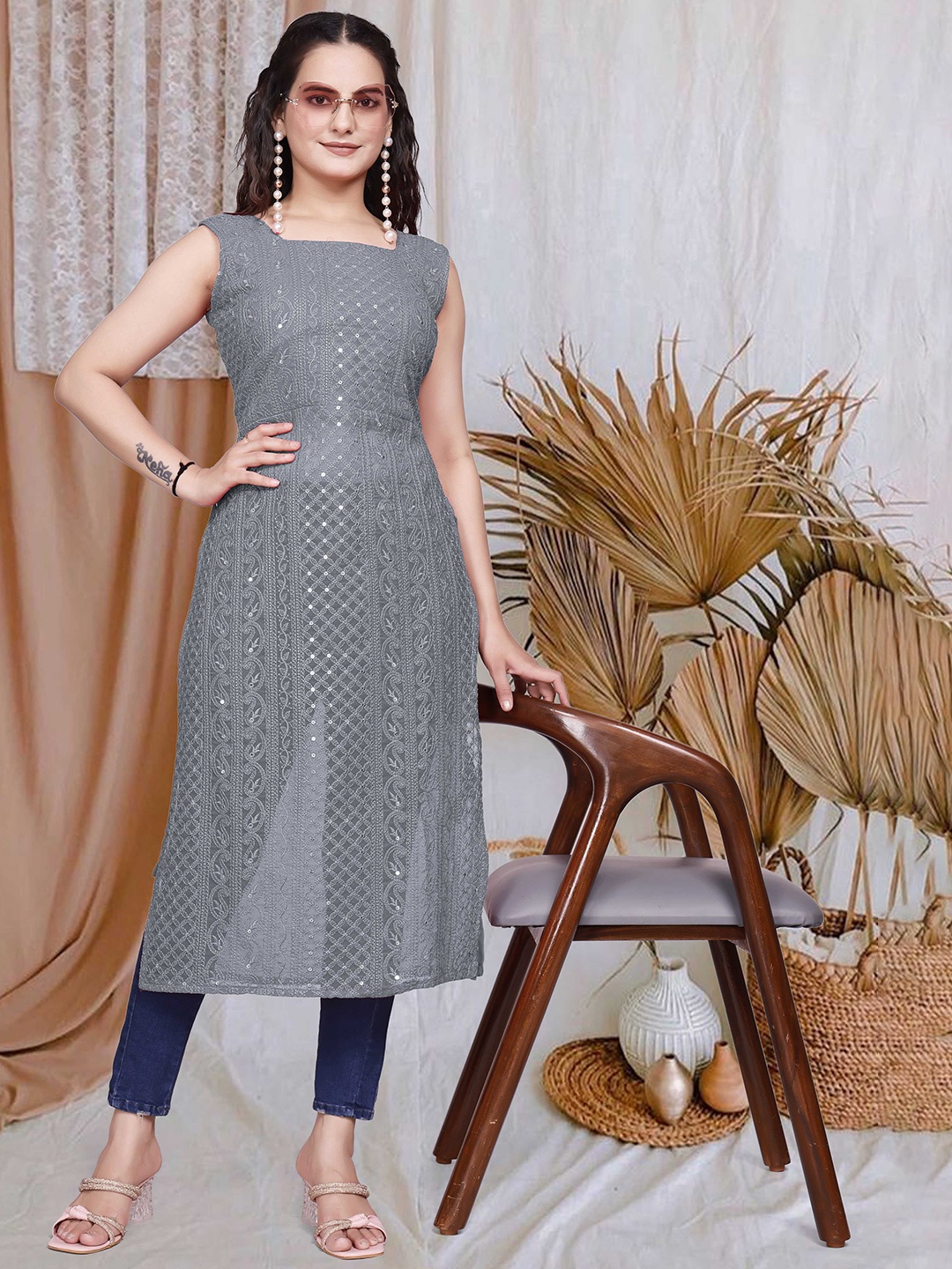 PARROT CREATION Paisley Chikankari Sequinned Square Neck Sleeveless Georgette Kurta, Grey
PARROT CREATION Paisley Chikankari Sequinned Square Neck Sleeveless Georgette Kurta, Grey