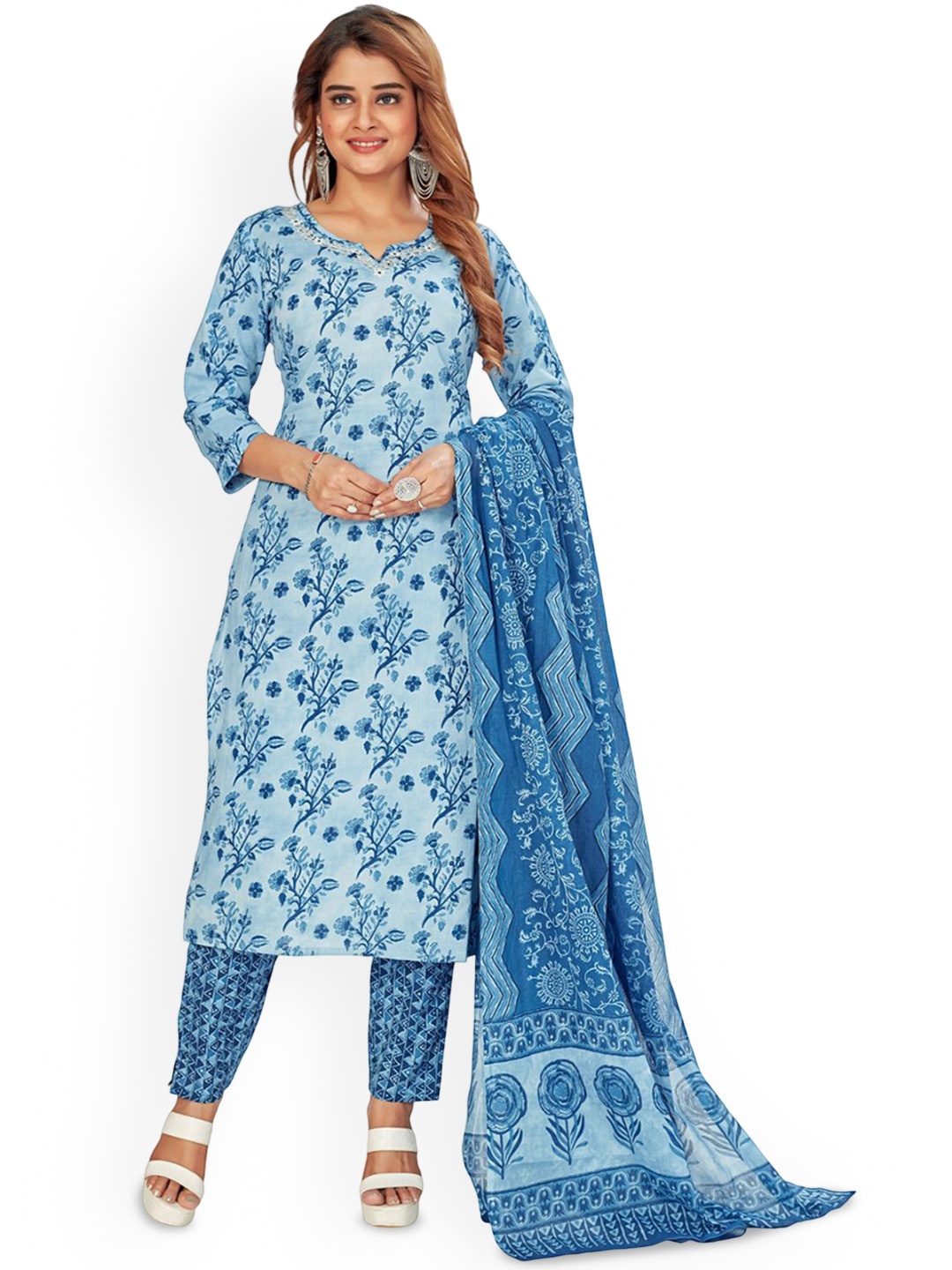 Amchoor Floral Floral Printed Mirror Work Pure Cotton Straight Kurta & Trouser & Dupatta, Blue
Amchoor Floral Floral Printed Mirror Work Pure Cotton Straight Kurta & Trouser & Dupatta, Blue