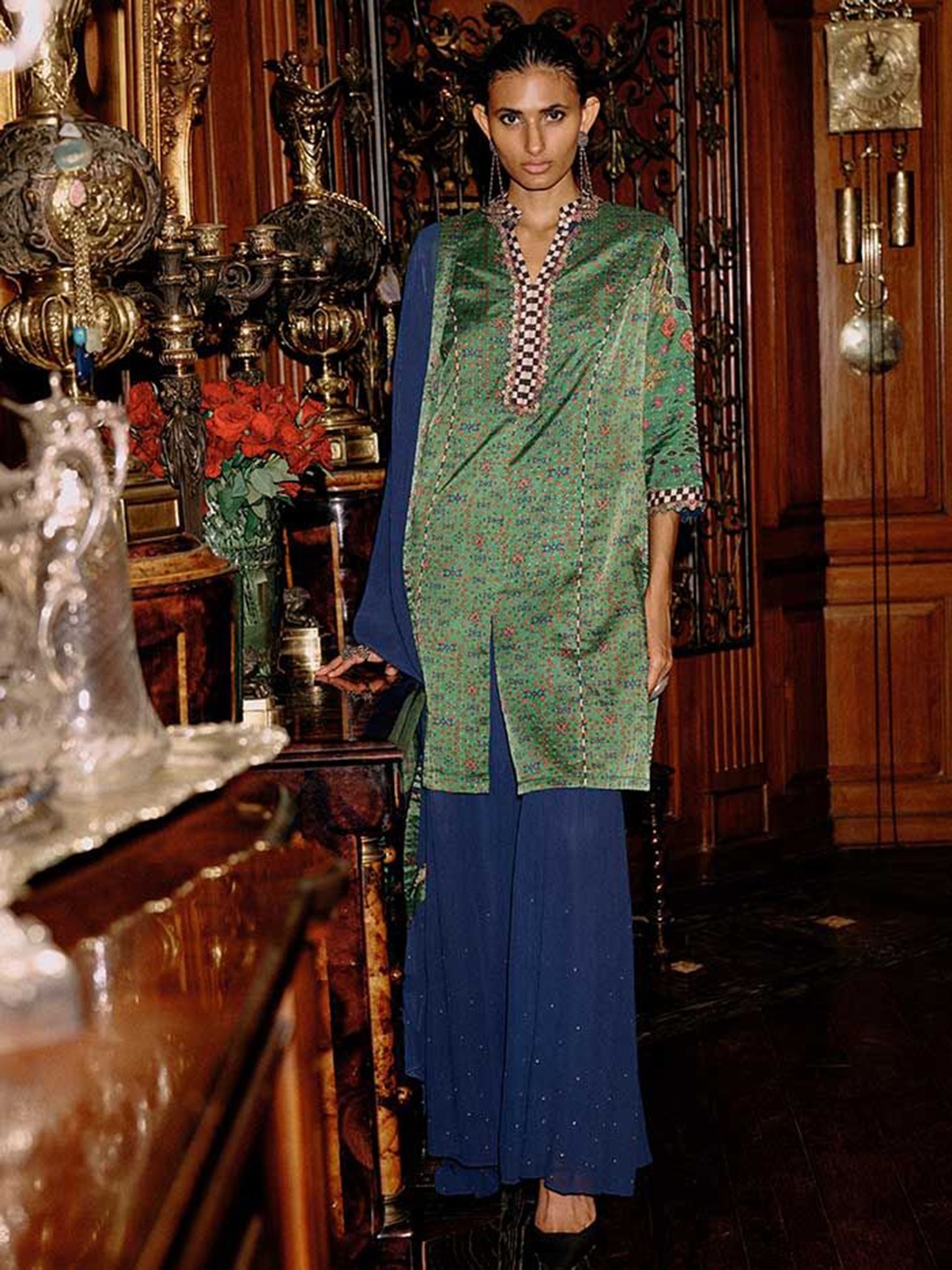 SAUNDH Ethnic Motifs Printed Mandarin Collar Kurta with Palazzos With Dupatta, Green
SAUNDH Ethnic Motifs Printed Mandarin Collar Kurta with Palazzos With Dupatta, Green