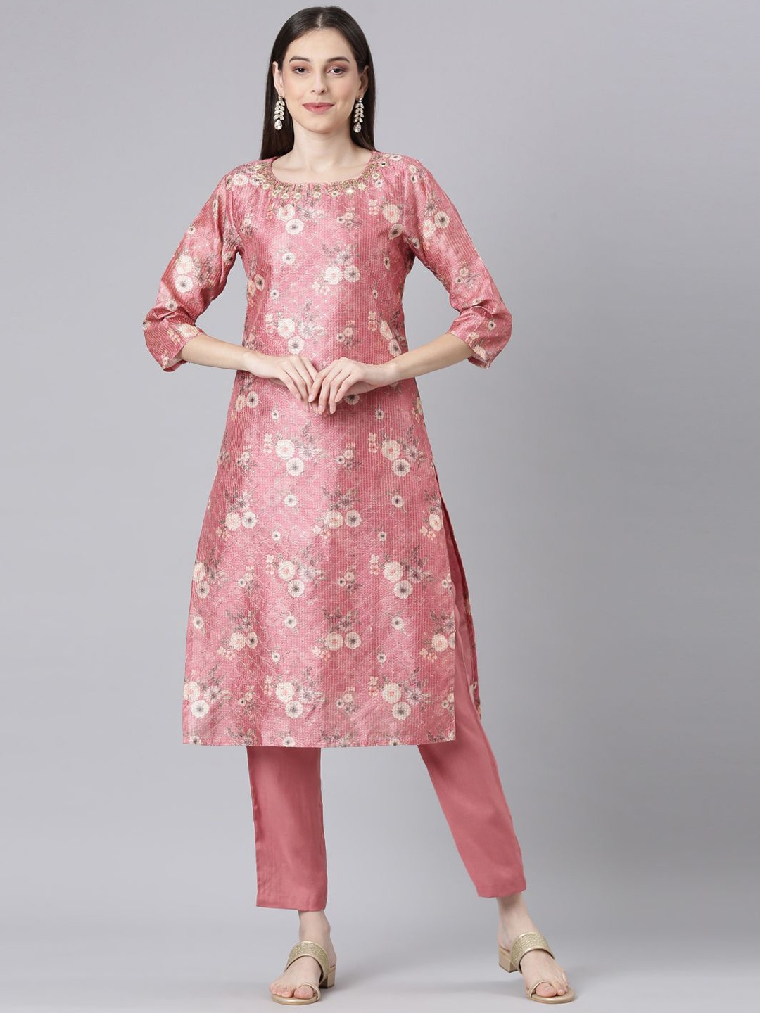 Neerus Floral Woven Design Beads And Stones Jute Cotton Straight Kurta With Trousers, Pink
Neerus Floral Woven Design Beads And Stones Jute Cotton Straight Kurta With Trousers, Pink