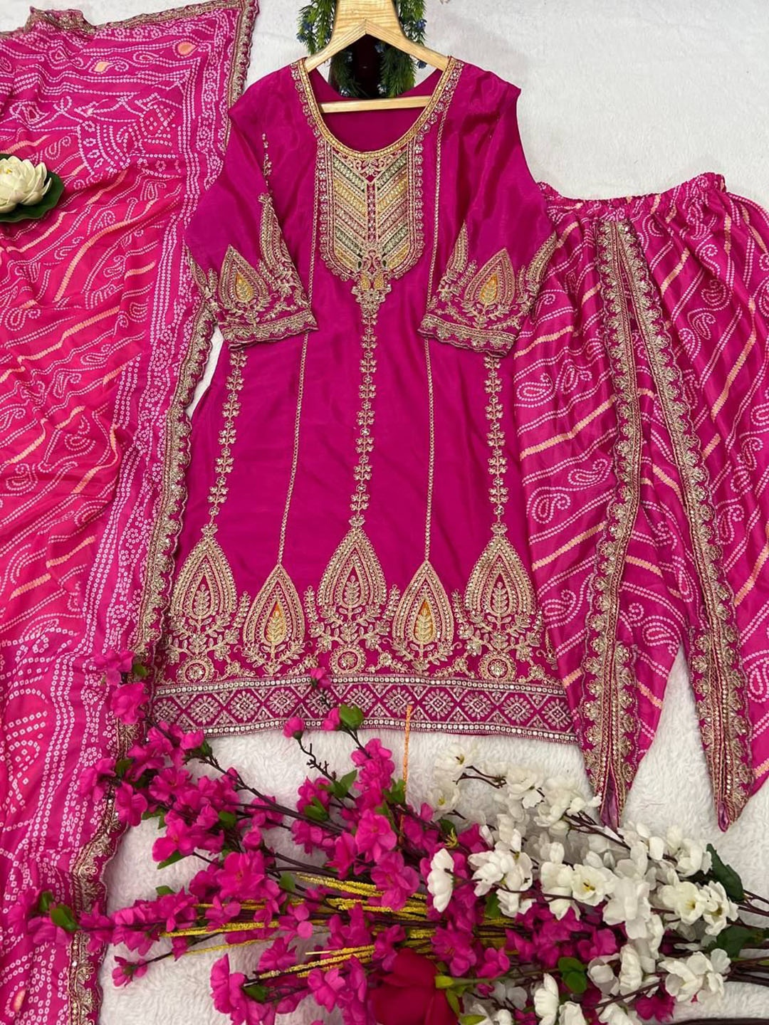ZIBLON Women Ethnic Motifs Embroidered Regular Thread Work Kurta with Dhoti Pants & With Dupatta, Pink
ZIBLON Women Ethnic Motifs Embroidered Regular Thread Work Kurta with Dhoti Pants & With Dupatta, Pink