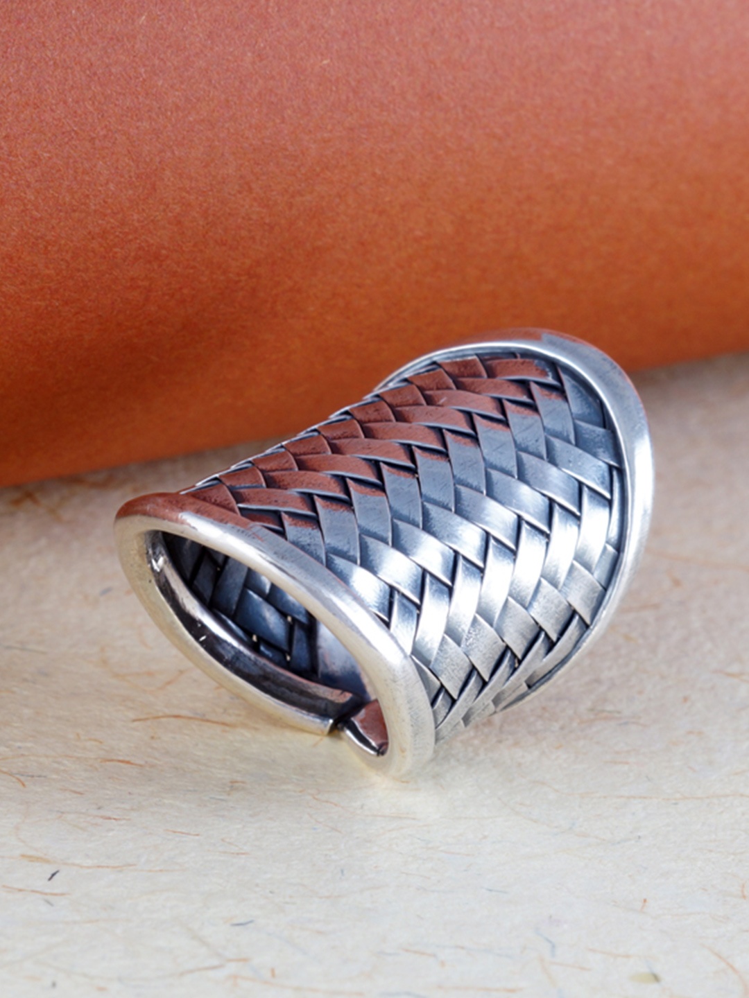 Tuanz Silver Jewelry Unisex 925 Sterling Silver Rhodium-Plated Adjustable Finger Ring
Tuanz Silver Jewelry Unisex 925 Sterling Silver Rhodium-Plated Adjustable Finger Ring