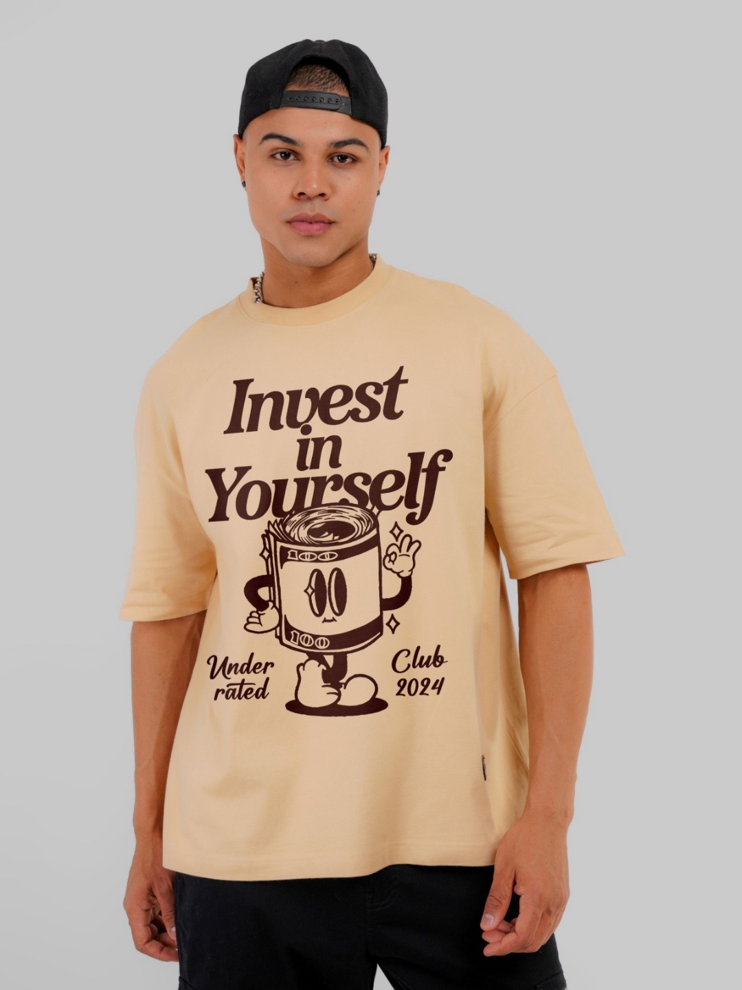 Underrated Club Men Typography Printed Mandarin Collar Bio Finish Applique T-shirt, Beige
Underrated Club Men Typography Printed Mandarin Collar Bio Finish Applique T-shirt, Beige