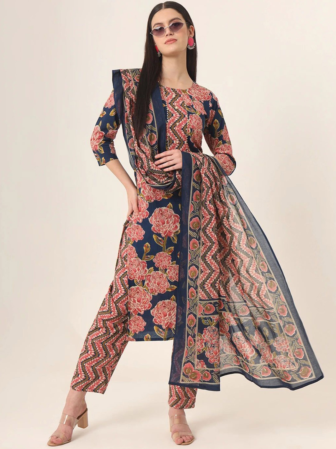 MissKurti Women Floral Printed Regular Pure Cotton Kurta with Trousers & With Dupatta, Blue
MissKurti Women Floral Printed Regular Pure Cotton Kurta with Trousers & With Dupatta, Blue