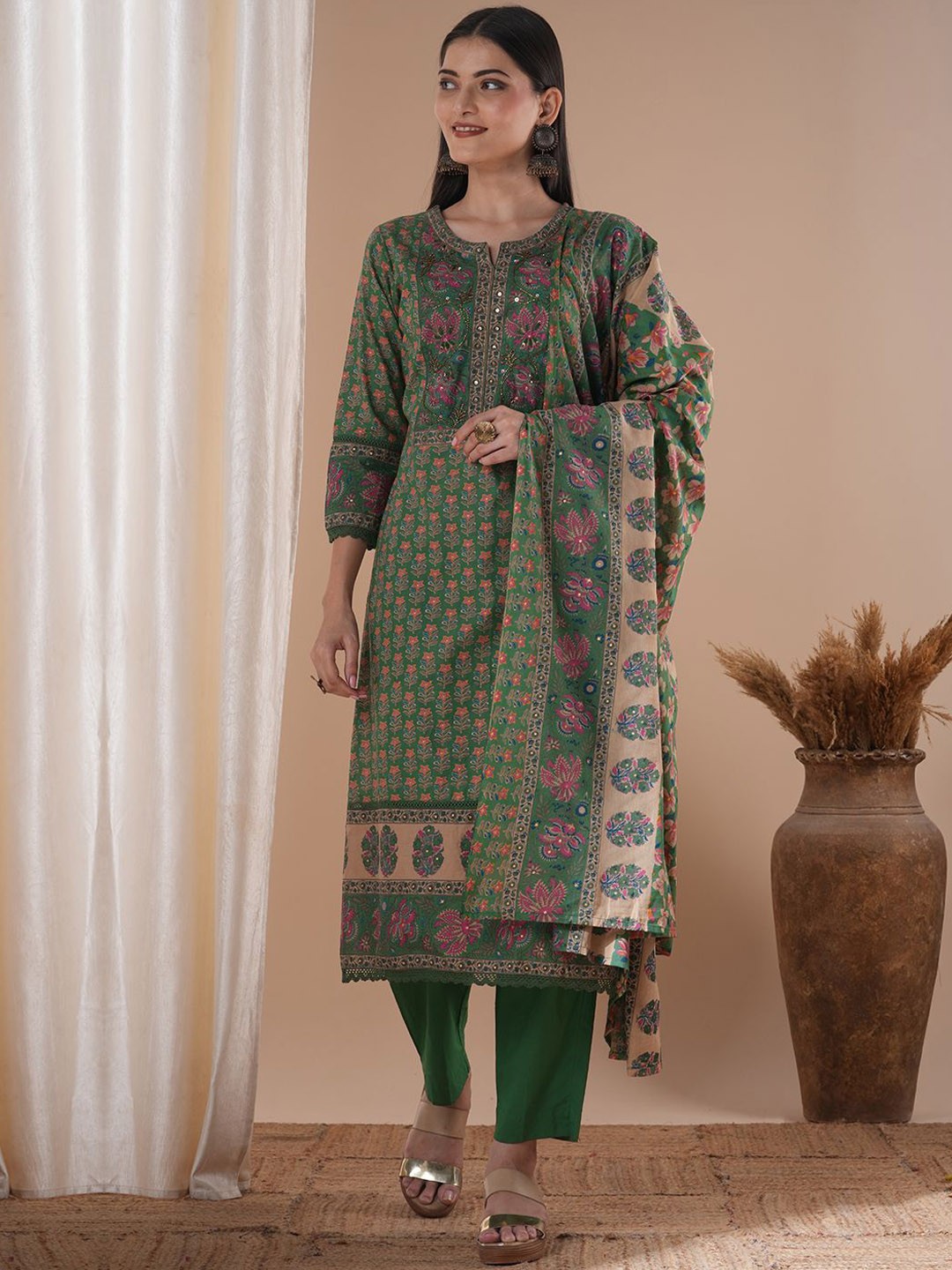 FASHOR Women Ethnic Motifs Printed Regular Sequinned Pure Cotton Kurta with Trousers & With Dupatta, Green
FASHOR Women Ethnic Motifs Printed Regular Sequinned Pure Cotton Kurta with Trousers & With Dupatta, Green