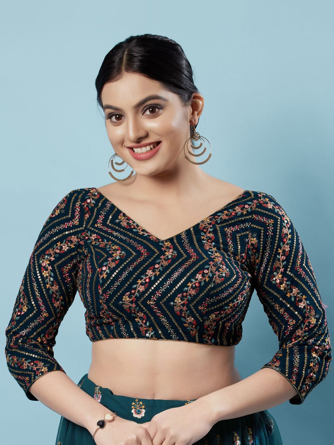 VAMAS - THE DESIGNER BLOUSES Embellished Sequinned Silk V-Neck Padded Saree Blouse, Navy blue
VAMAS - THE DESIGNER BLOUSES Embellished Sequinned Silk V-Neck Padded Saree Blouse, Navy blue