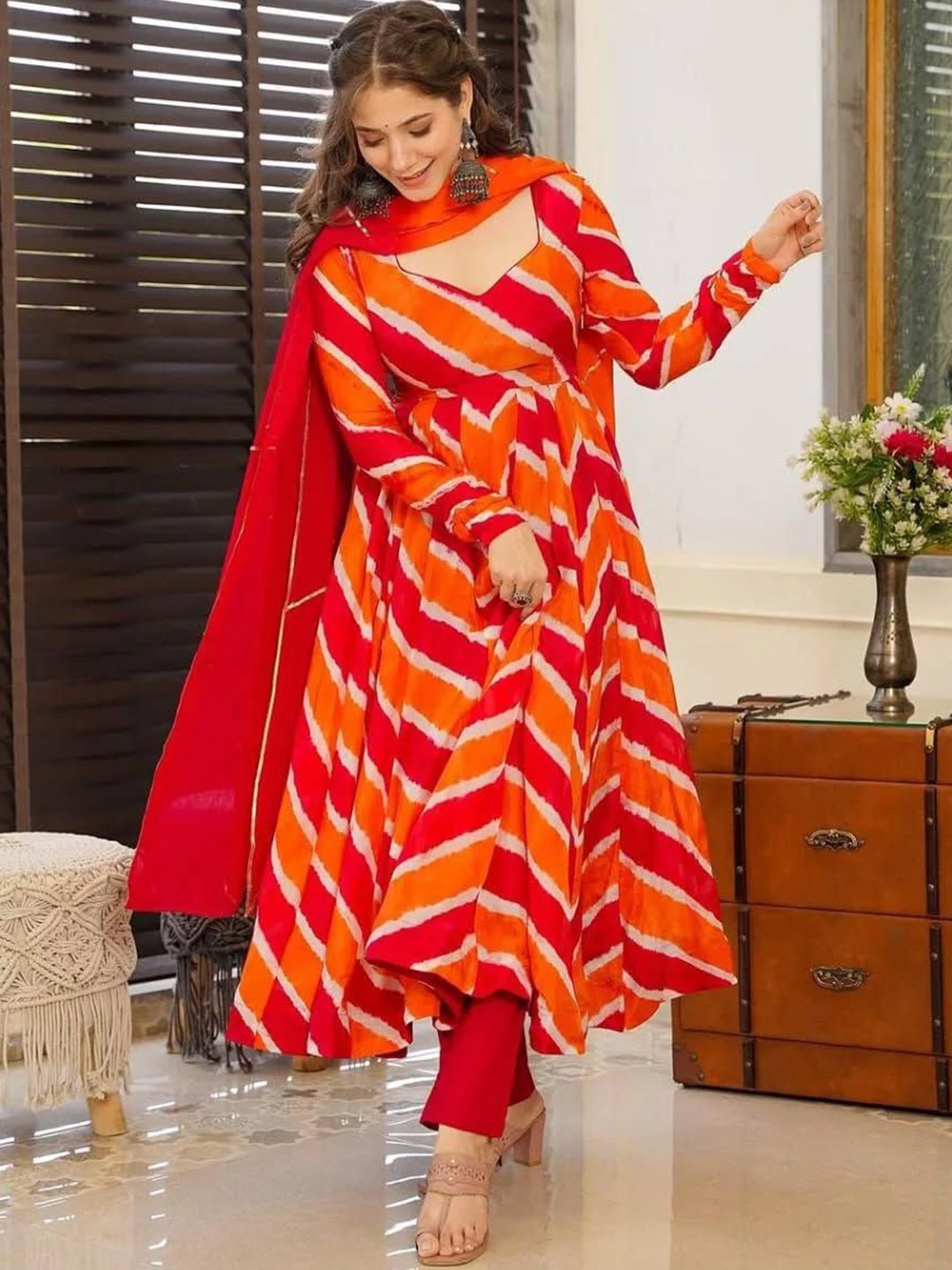 Growdamy Printed Sweetheart Neck Cotton Silk Anarkali Kurta with Trousers & Dupatta, Orange
Growdamy Printed Sweetheart Neck Cotton Silk Anarkali Kurta with Trousers & Dupatta, Orange