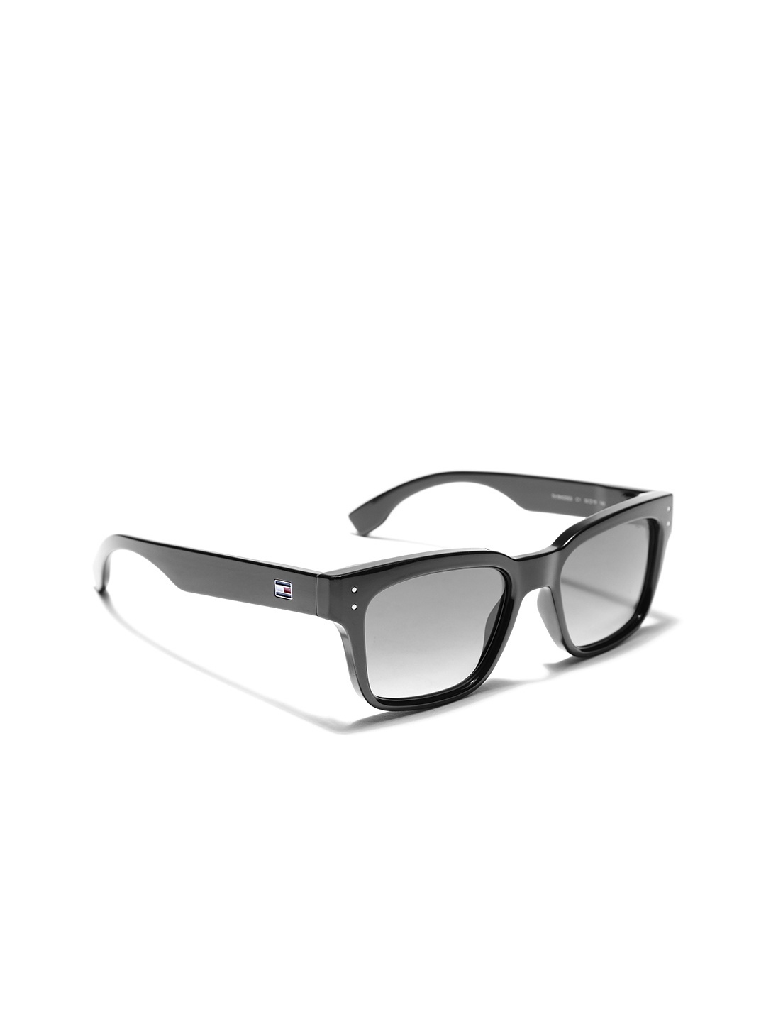 Tommy Hilfiger Unisex Square Sunglasses with UV Protected Lens - TH RHODES C1 52 S, Black
Tommy Hilfiger Unisex Square Sunglasses with UV Protected Lens - TH RHODES C1 52 S, Black