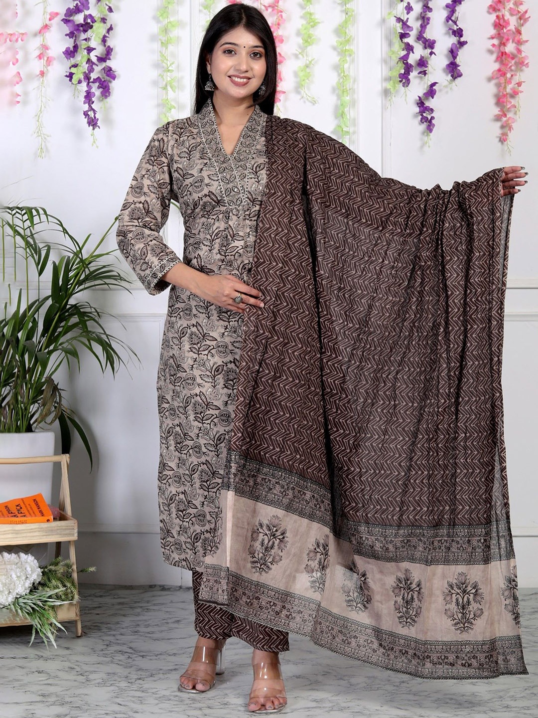 KALINI Women Floral Printed Regular Sequinned Pure Cotton Kurta with Trousers & With Dupatta, Brown
KALINI Women Floral Printed Regular Sequinned Pure Cotton Kurta with Trousers & With Dupatta, Brown