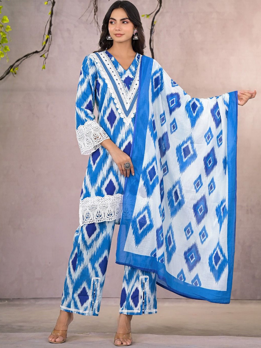 AUTUMN LANE Women Printed Regular Pure Cotton Kurta with Trousers & With Dupatta, Blue
AUTUMN LANE Women Printed Regular Pure Cotton Kurta with Trousers & With Dupatta, Blue