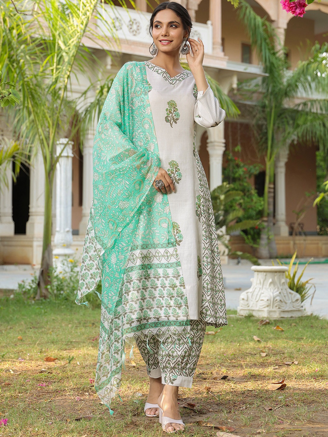 AURIELLA Floral Printed V-Neck Pure Cotton A-Line Kurta With Salwar & Dupatta, White
AURIELLA Floral Printed V-Neck Pure Cotton A-Line Kurta With Salwar & Dupatta, White