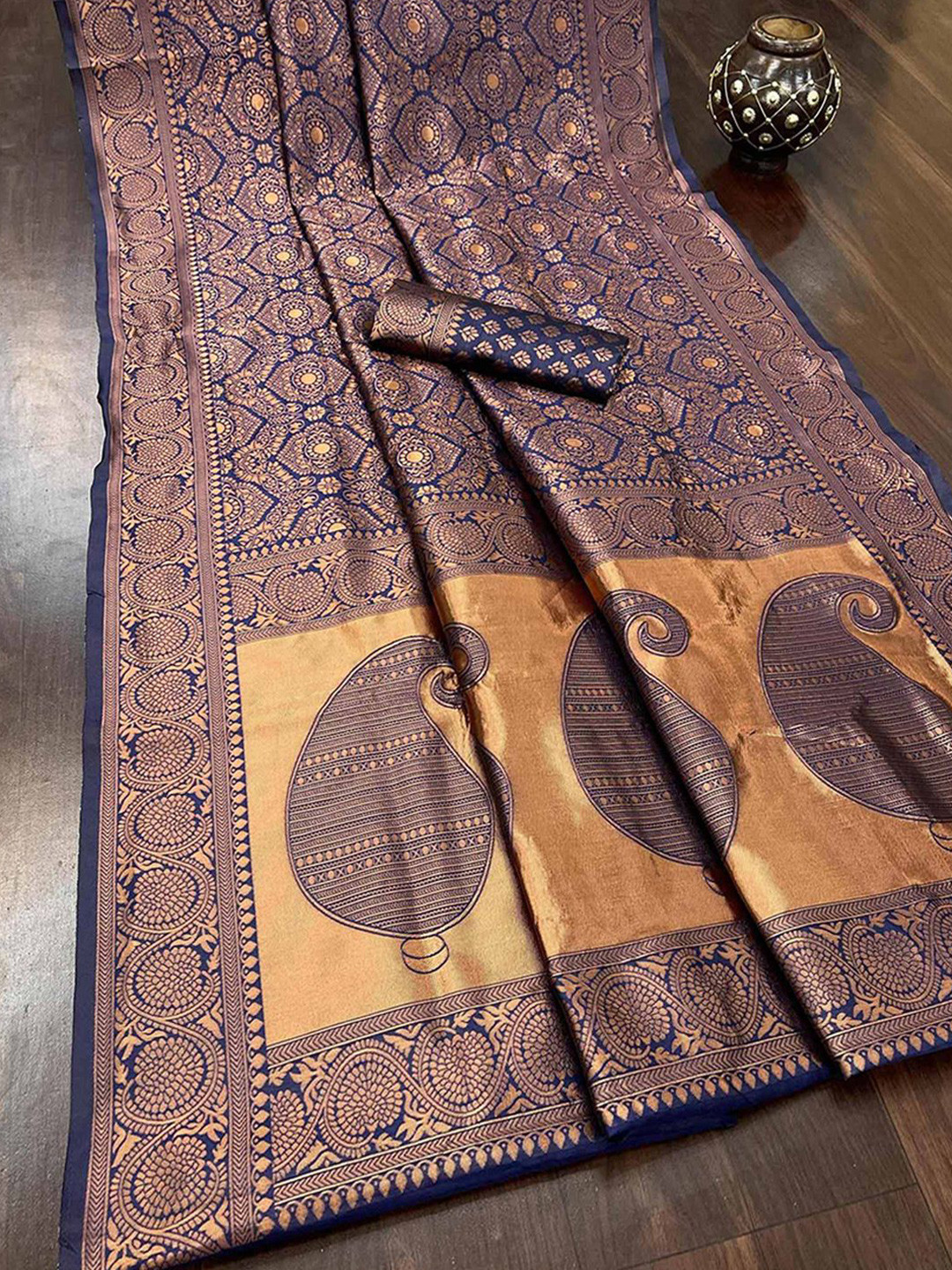 Peachmode Woven Design Zari Pure Silk Banarasi Saree With Unstitched Blouse Piece, Blue
Peachmode Woven Design Zari Pure Silk Banarasi Saree With Unstitched Blouse Piece, Blue