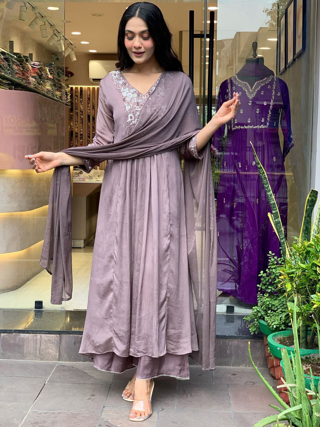 SHIJILA Floral Yoke Design V-Neck Empire Anarkali Kurta With Trousers & Dupatta, Grey
SHIJILA Floral Yoke Design V-Neck Empire Anarkali Kurta With Trousers & Dupatta, Grey