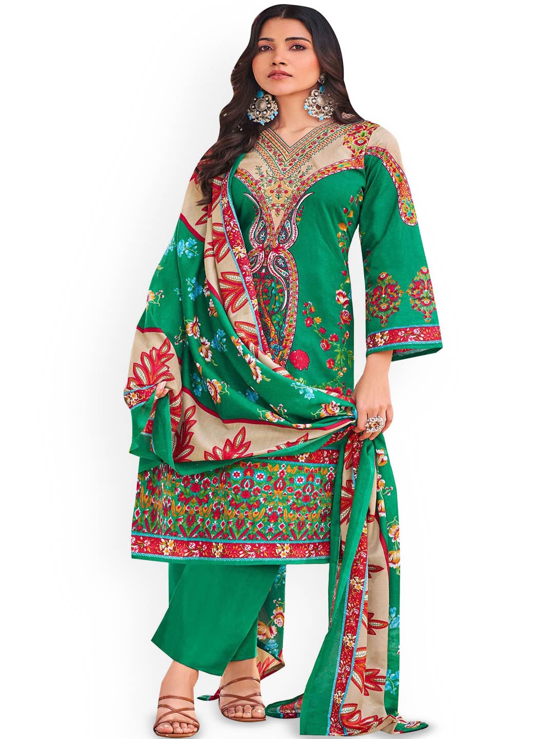 DRAVINAM Trends Ethnic Motifs Embroidered Pure Cotton Unstitched Dress Material, Green
DRAVINAM Trends Ethnic Motifs Embroidered Pure Cotton Unstitched Dress Material, Green
